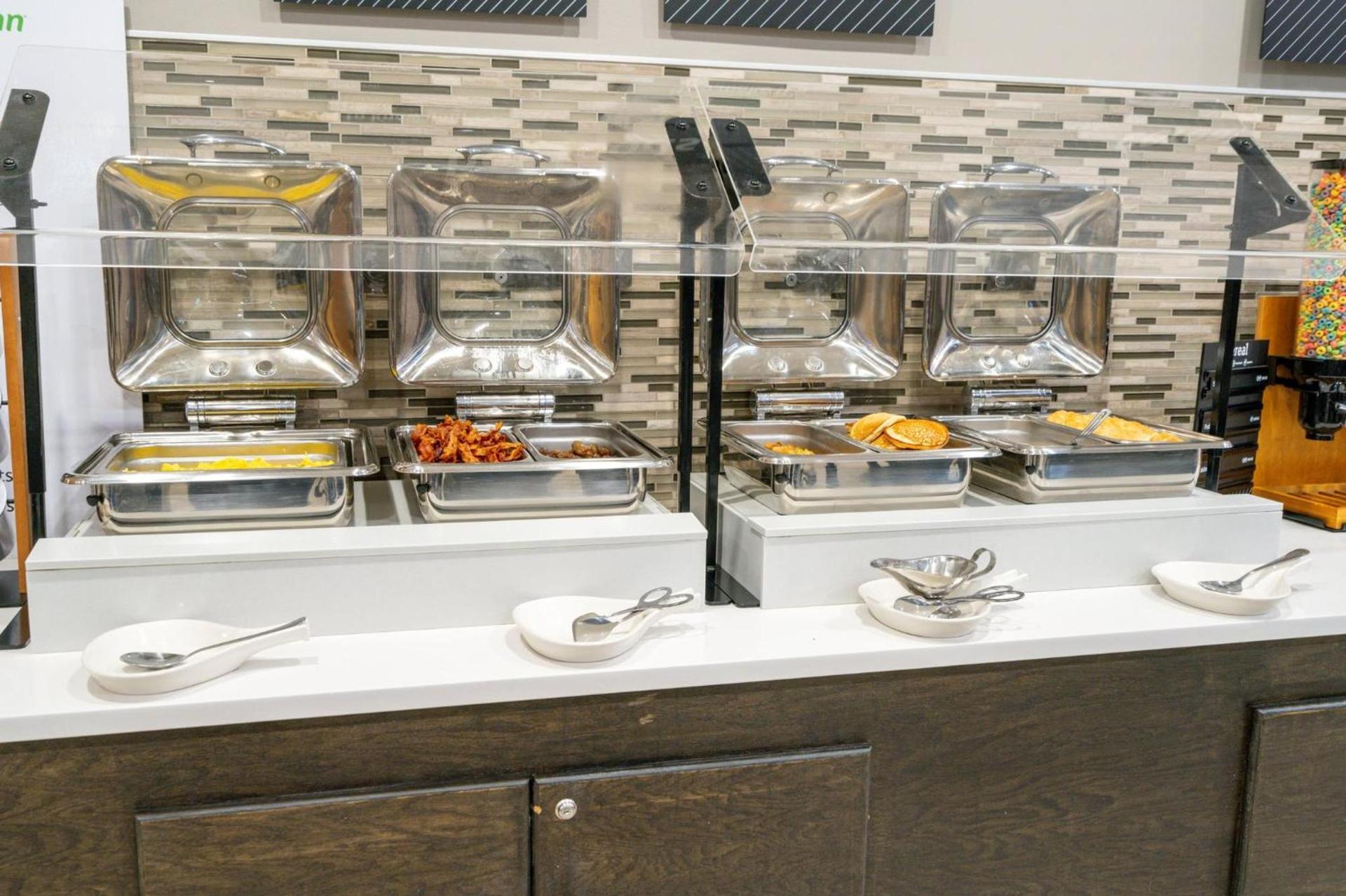 Holiday Inn Murfreesboro by IHG photo 67