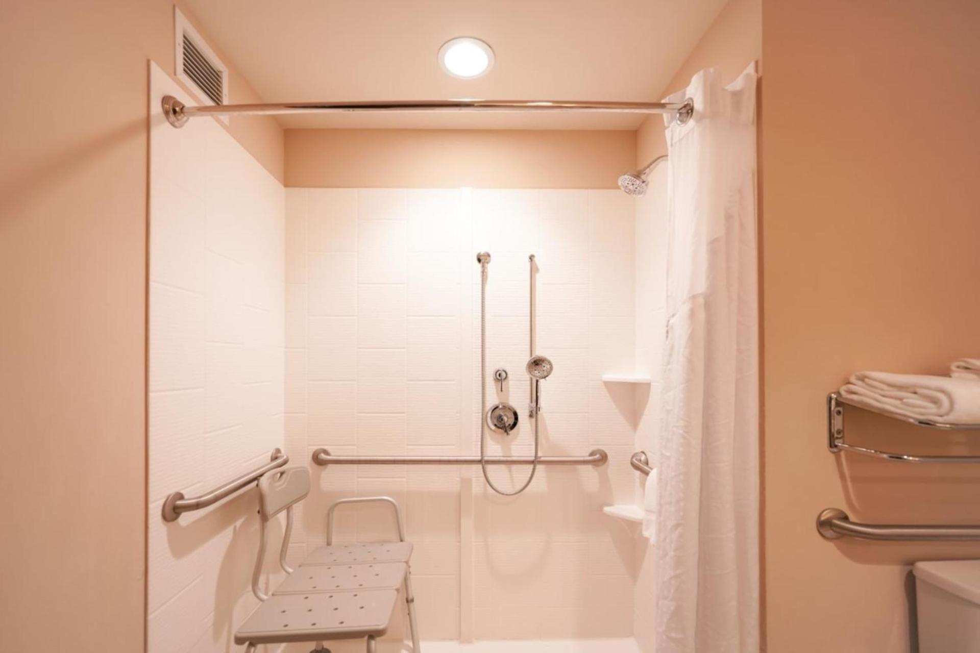 Holiday Inn Murfreesboro by IHG photo 25