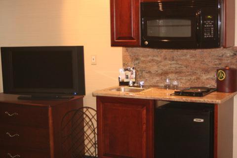 Maron Hotel & Suites photo 12