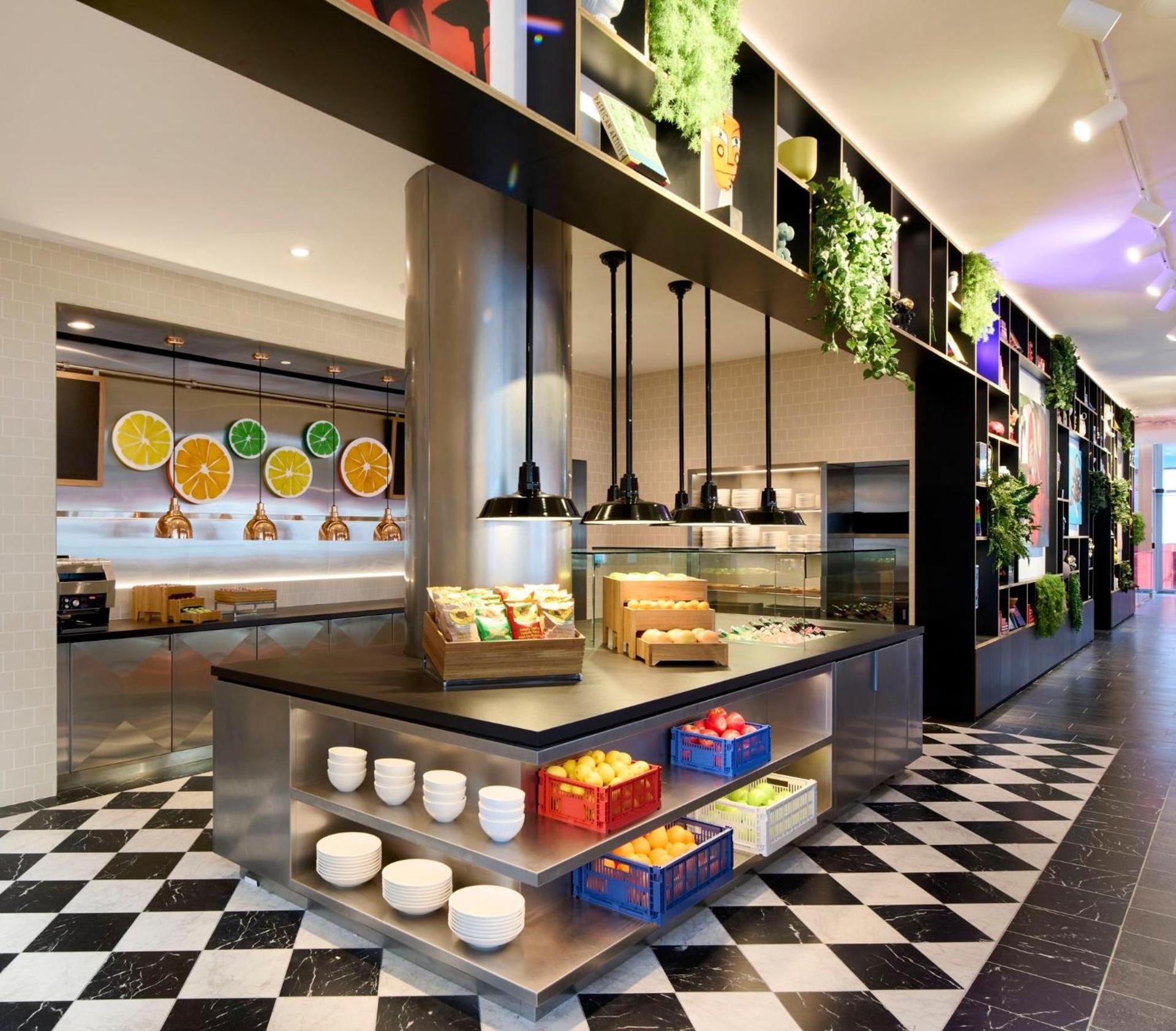 citizenM Austin Downtown photo 22