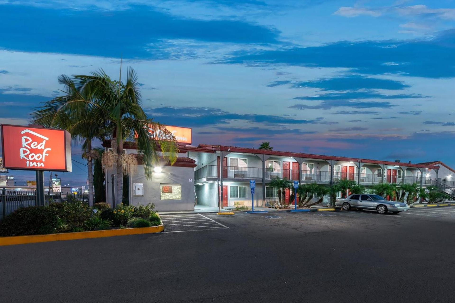 Red Roof Inn Los Angeles - Bellflower photo 7