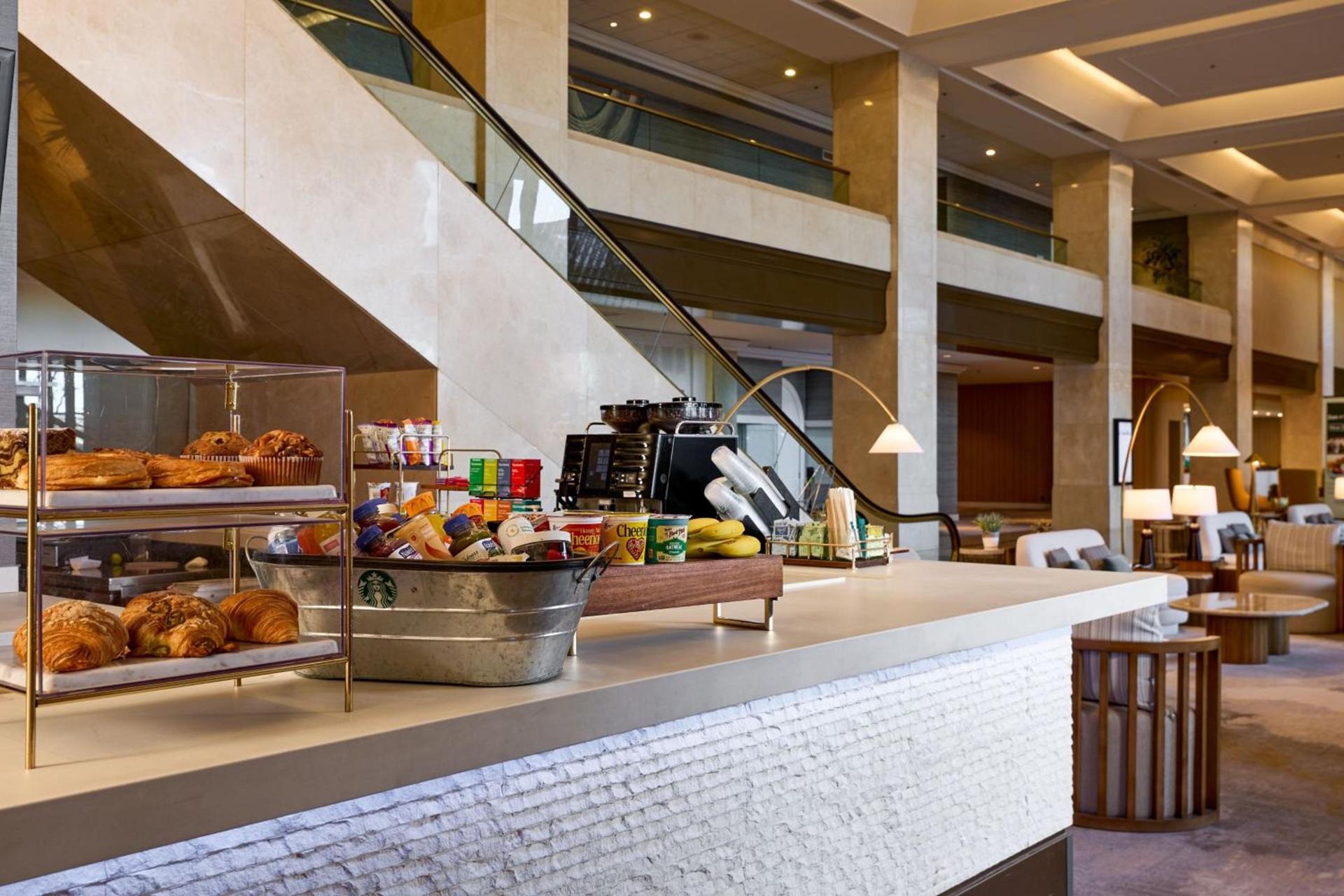 The Westin Los Angeles Airport photo 8
