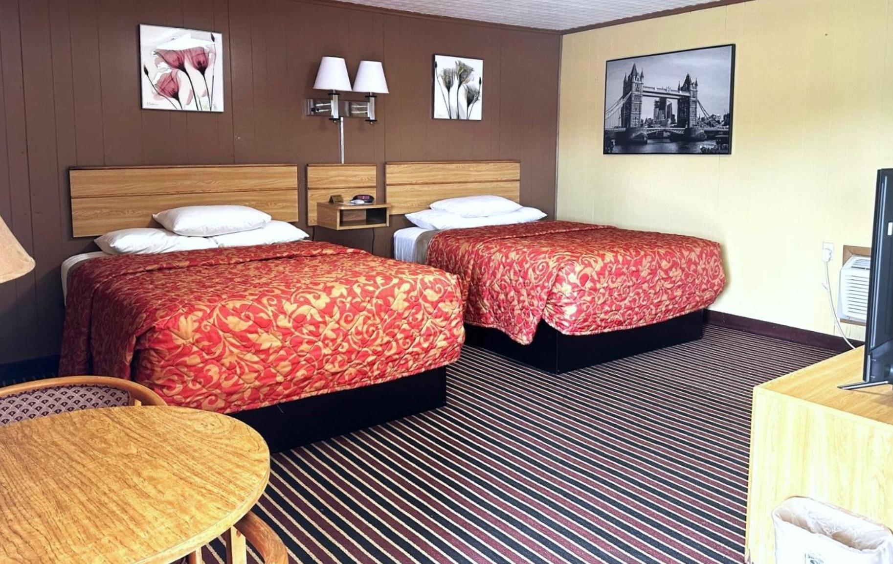 Relax Inn Vinita photo 32