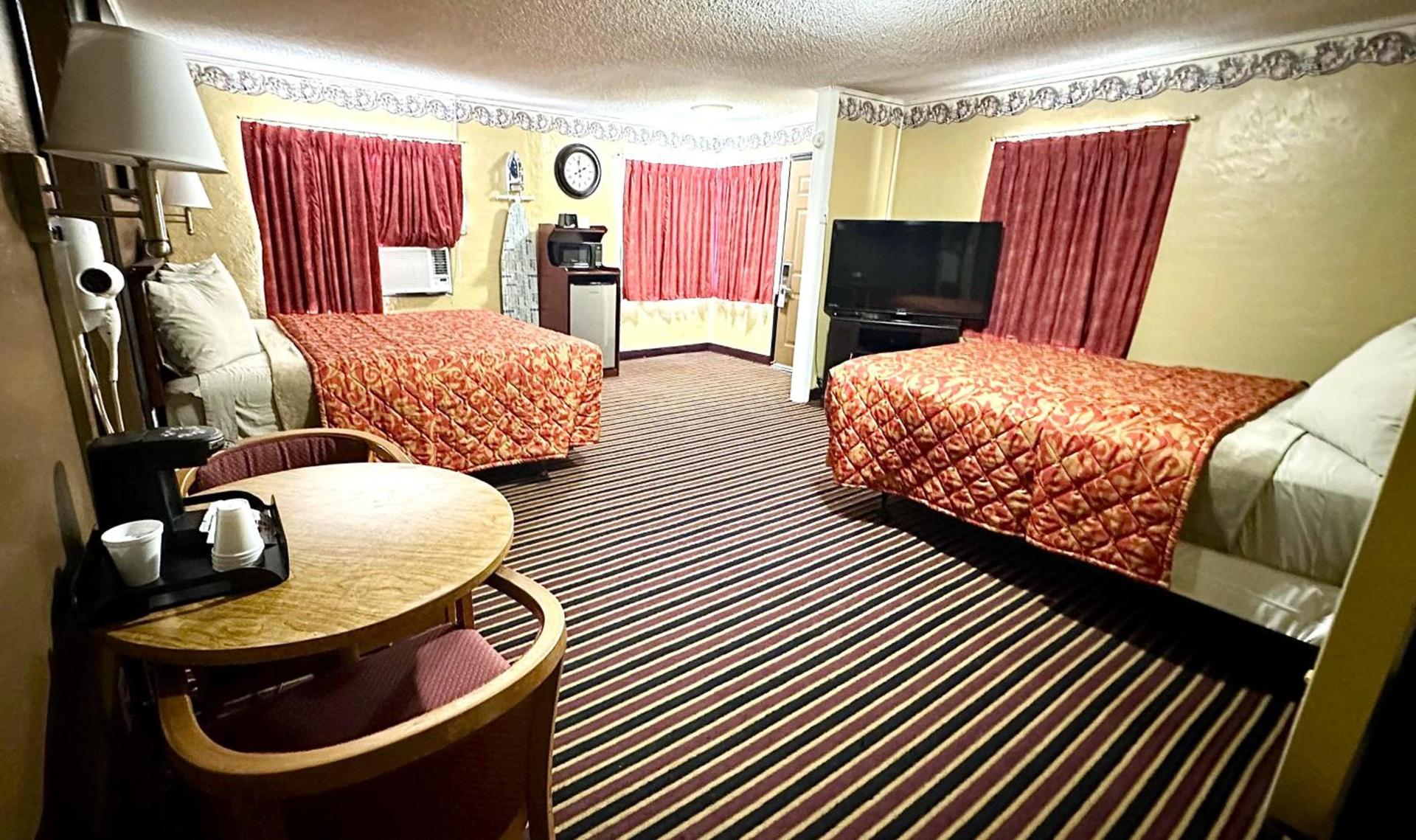 Relax Inn Vinita photo 29