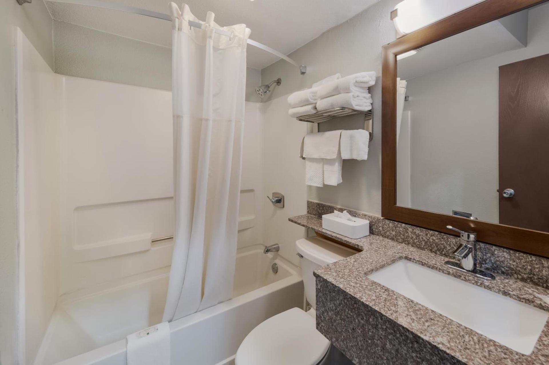 Quality Inn - Denton photo 36