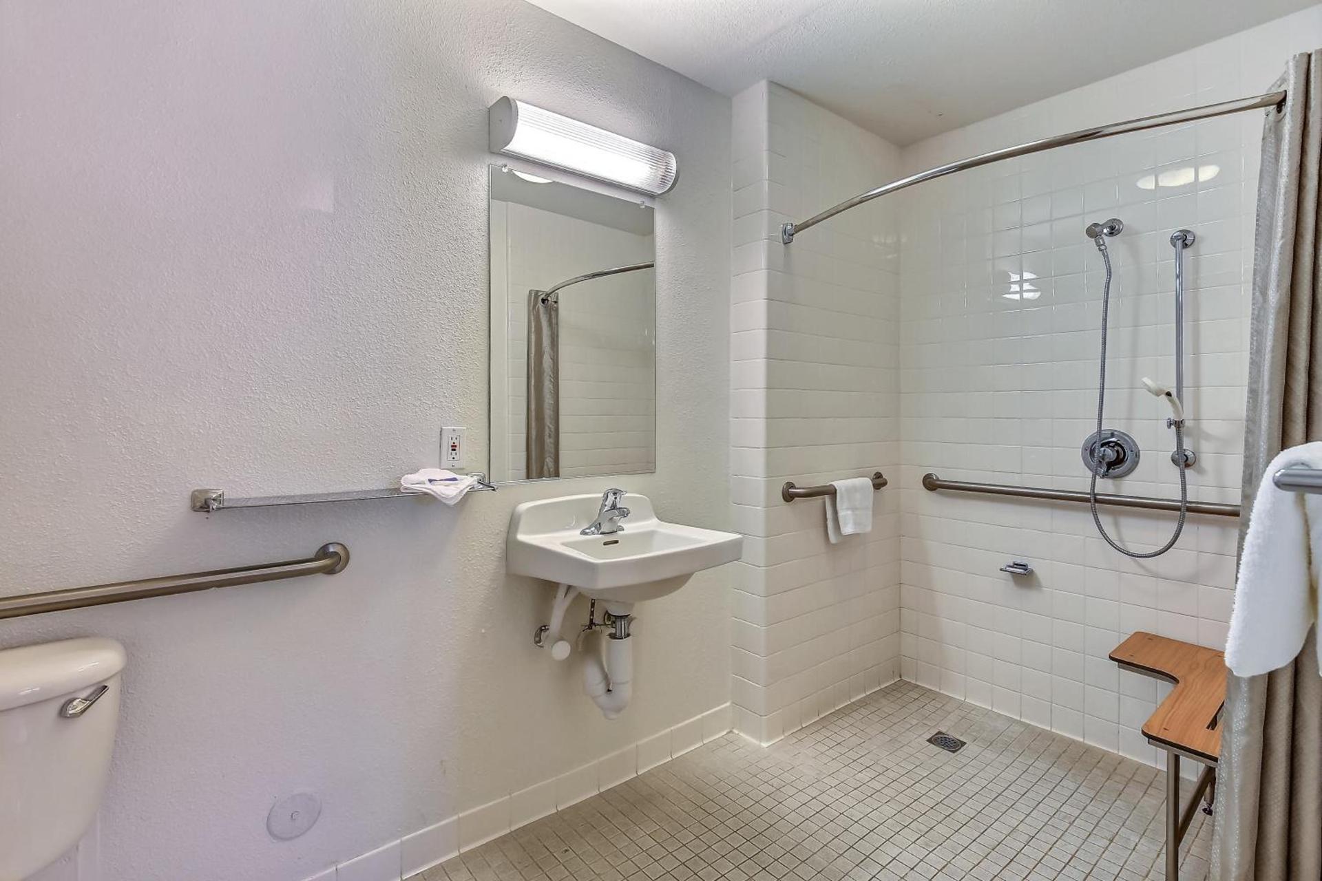 Motel 6-Pinole, CA photo 21