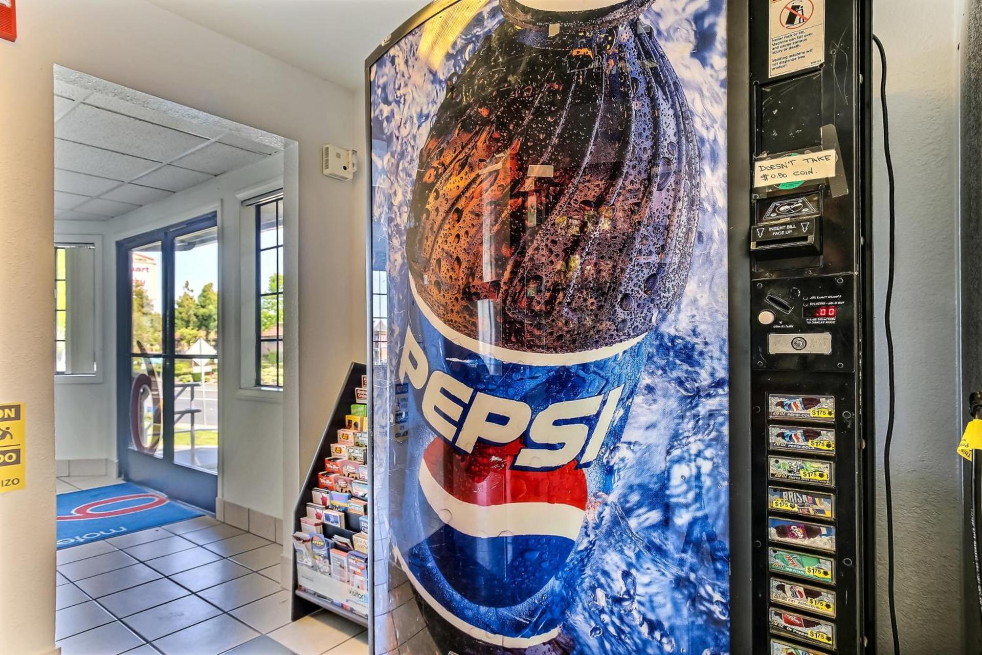 Motel 6-Pinole, CA photo 9