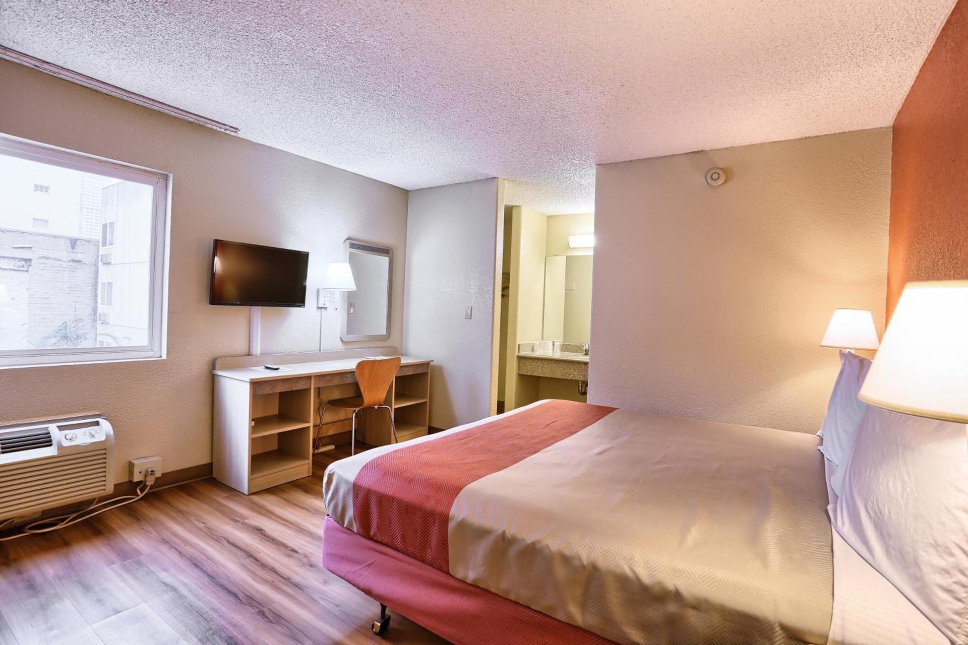 Cathedral Hill Hotel photo 17