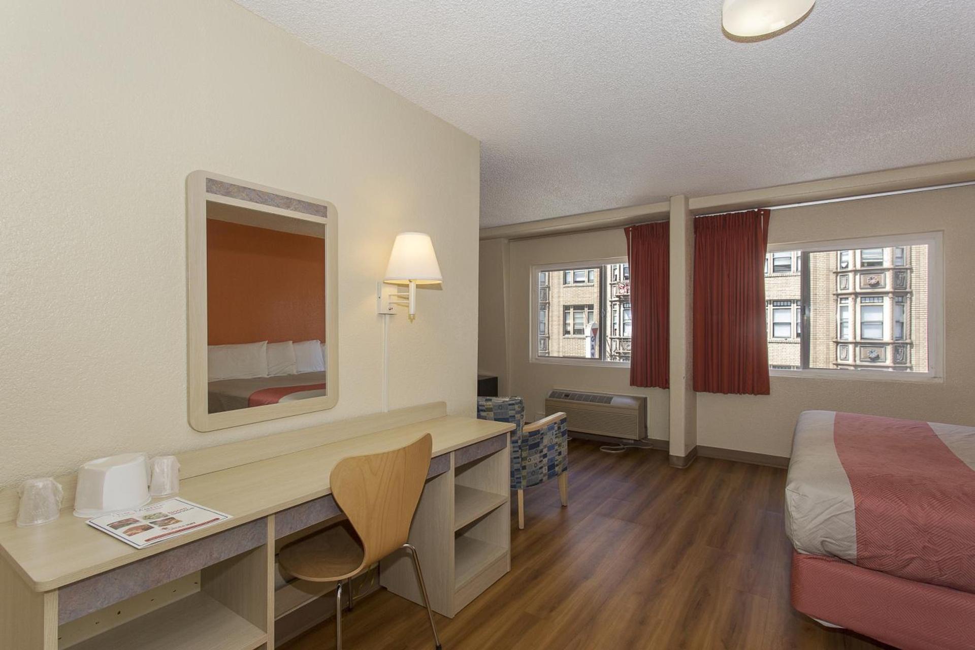 Cathedral Hill Hotel photo 16