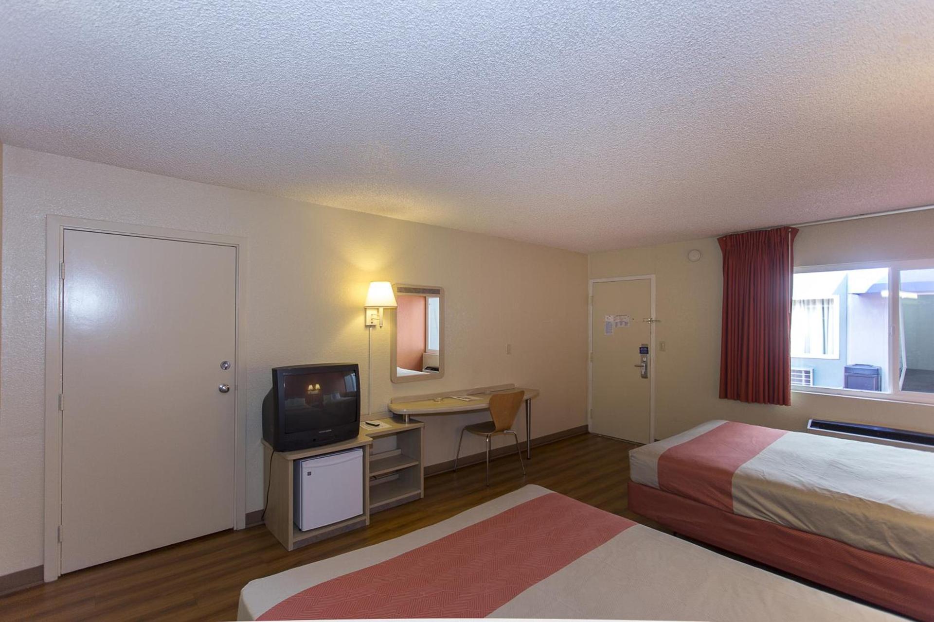 Cathedral Hill Hotel photo 20