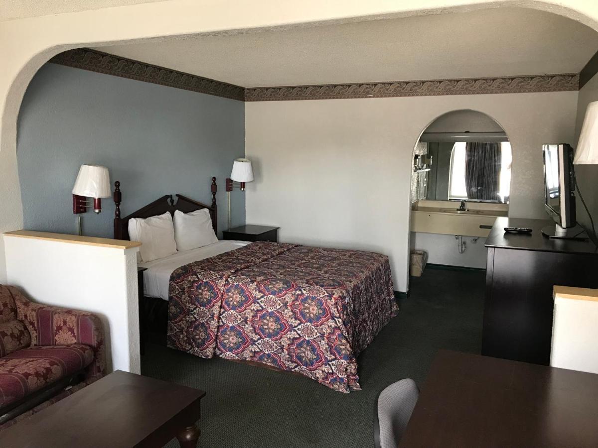 Executive Inn & Suites Lufkin US 59 photo 2