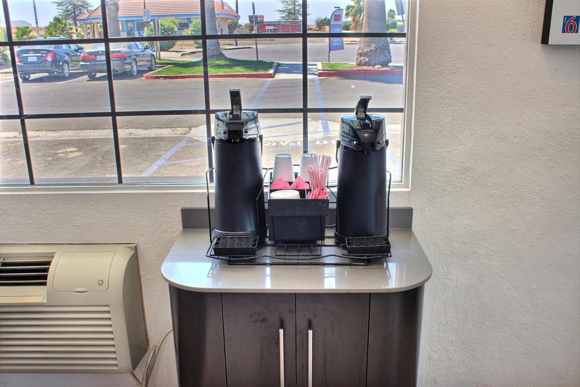 Motel 6-Coalinga, CA - East photo 7