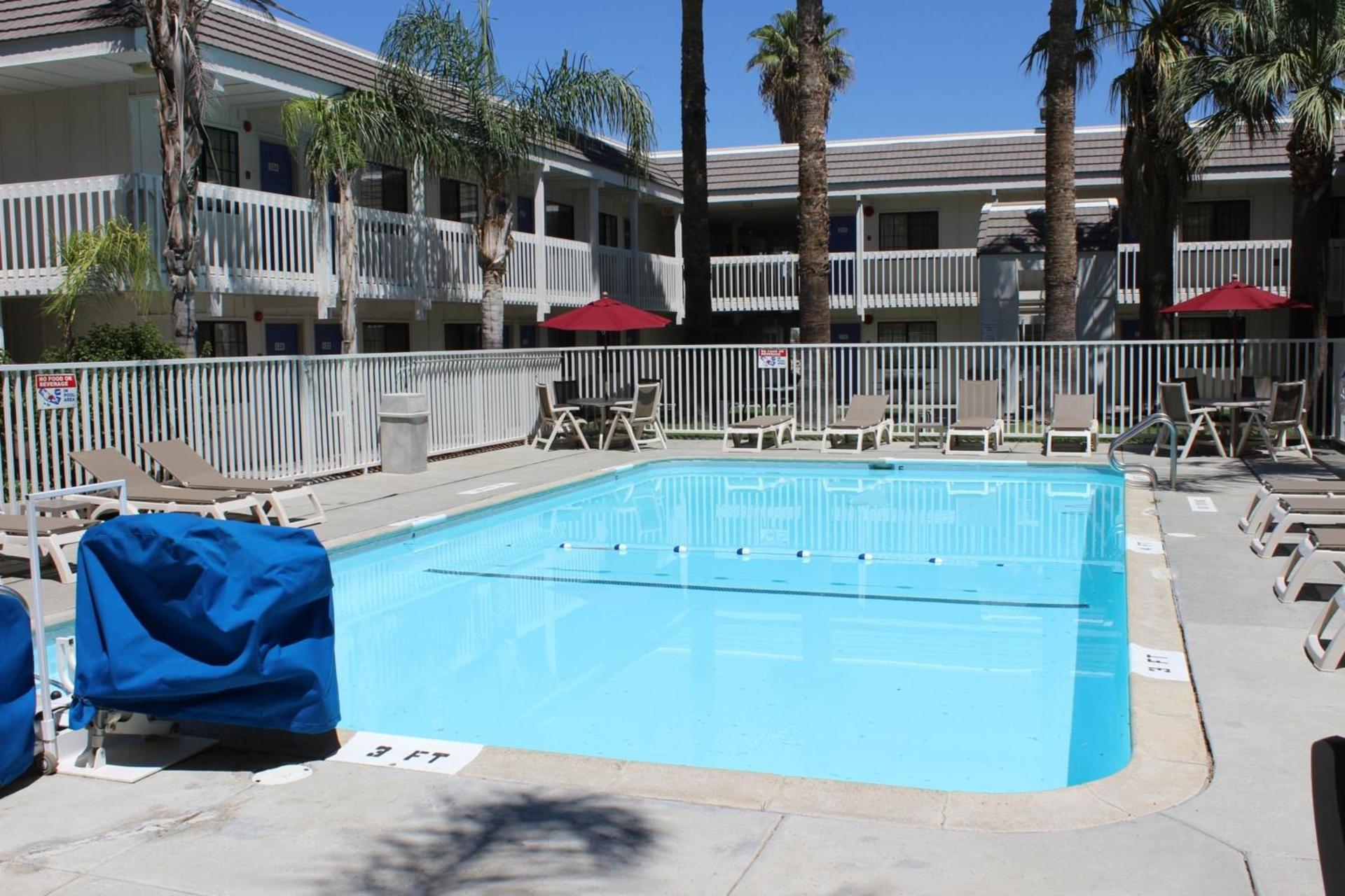 Motel 6-Coalinga, CA - East photo 9