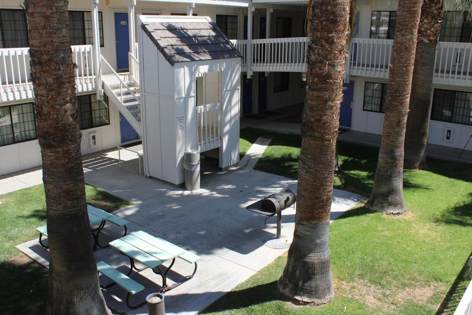 Motel 6-Coalinga, CA - East photo 13
