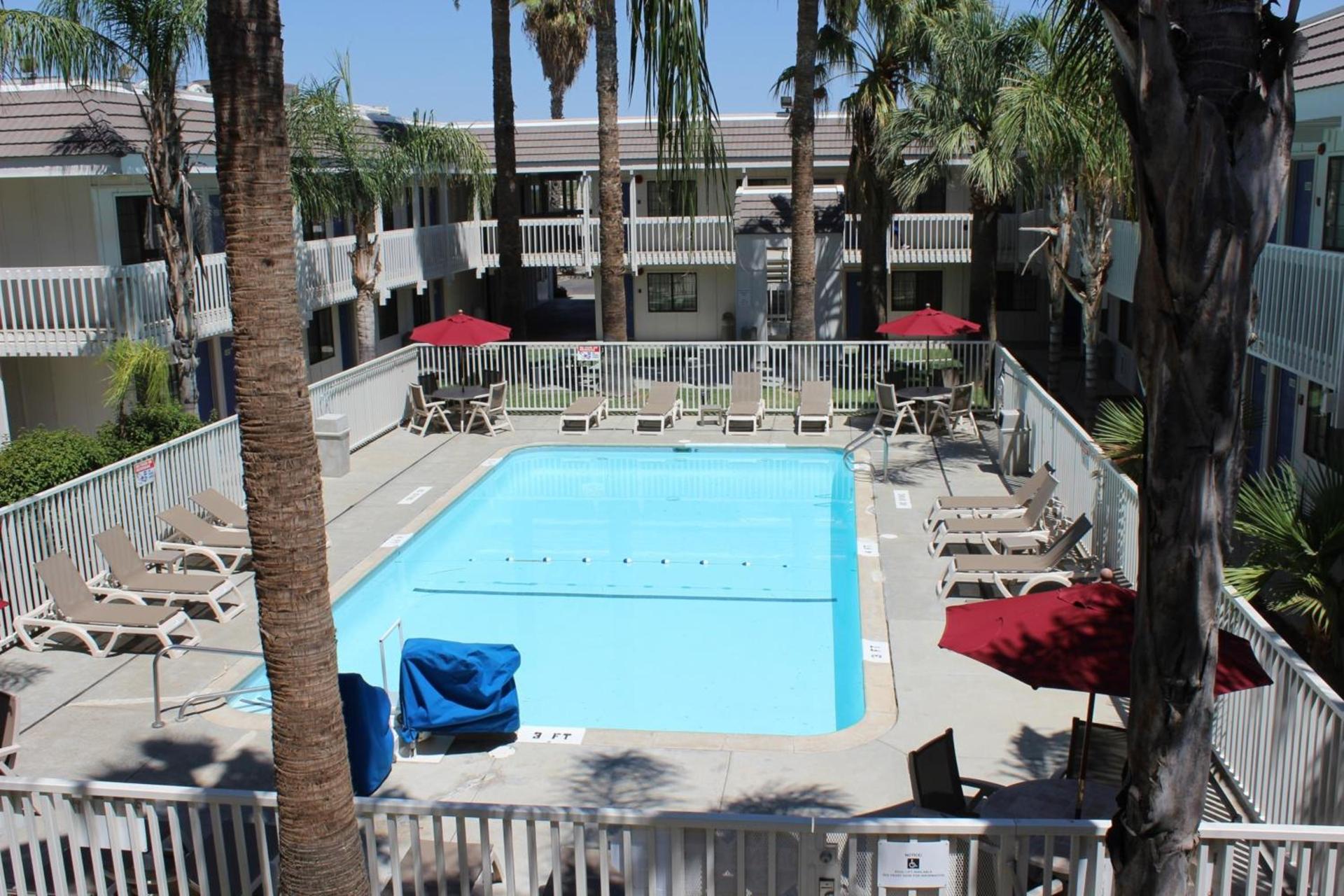 Motel 6-Coalinga, CA - East photo 6