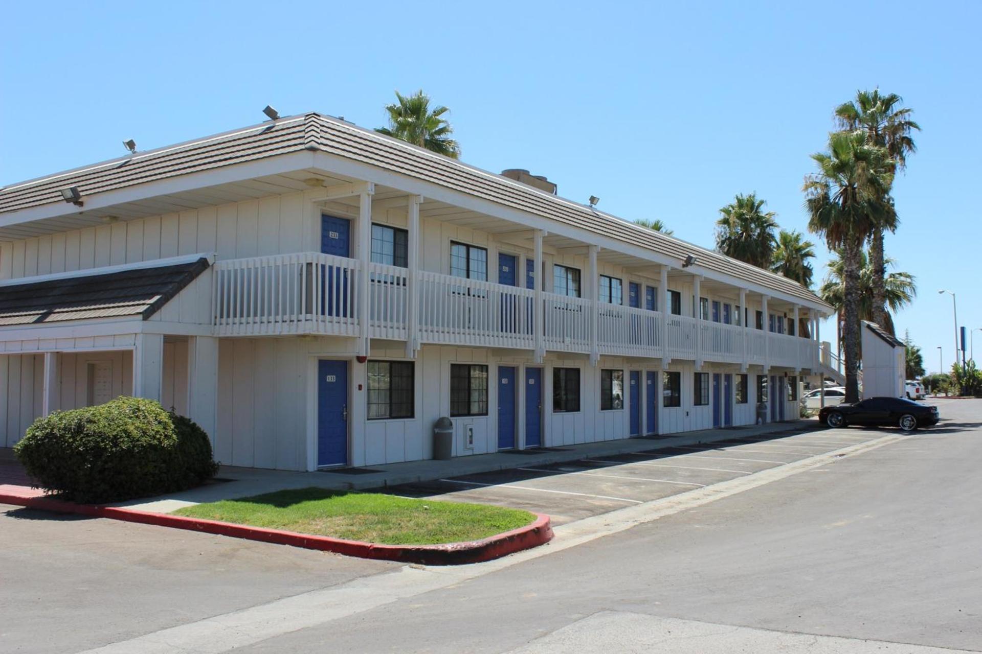 Motel 6-Coalinga, CA - East photo 17