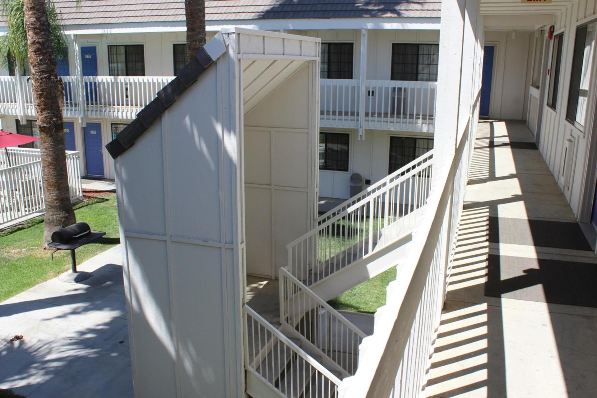 Motel 6-Coalinga, CA - East photo 22