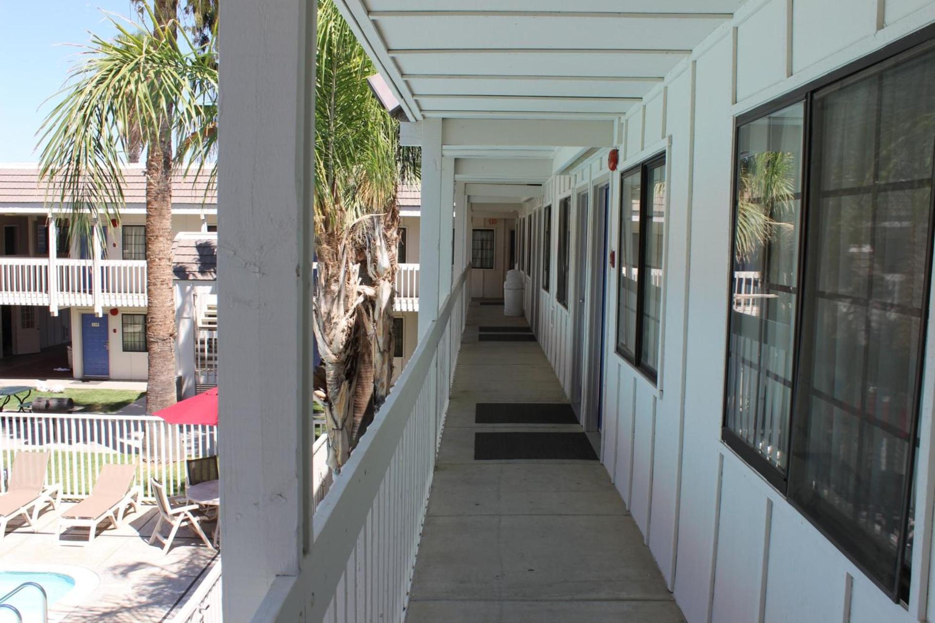 Motel 6-Coalinga, CA - East photo 23