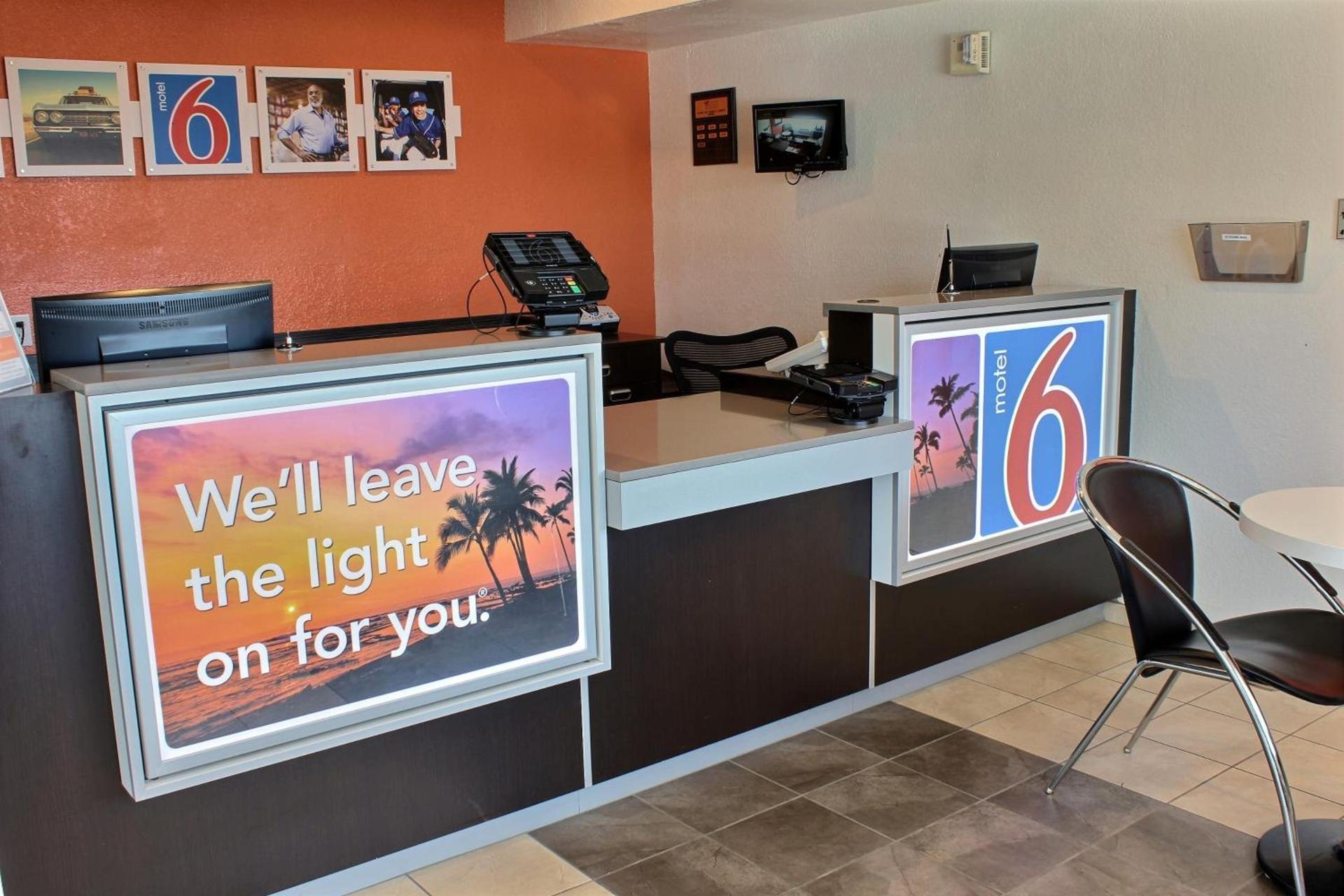 Motel 6-Coalinga, CA - East photo 28