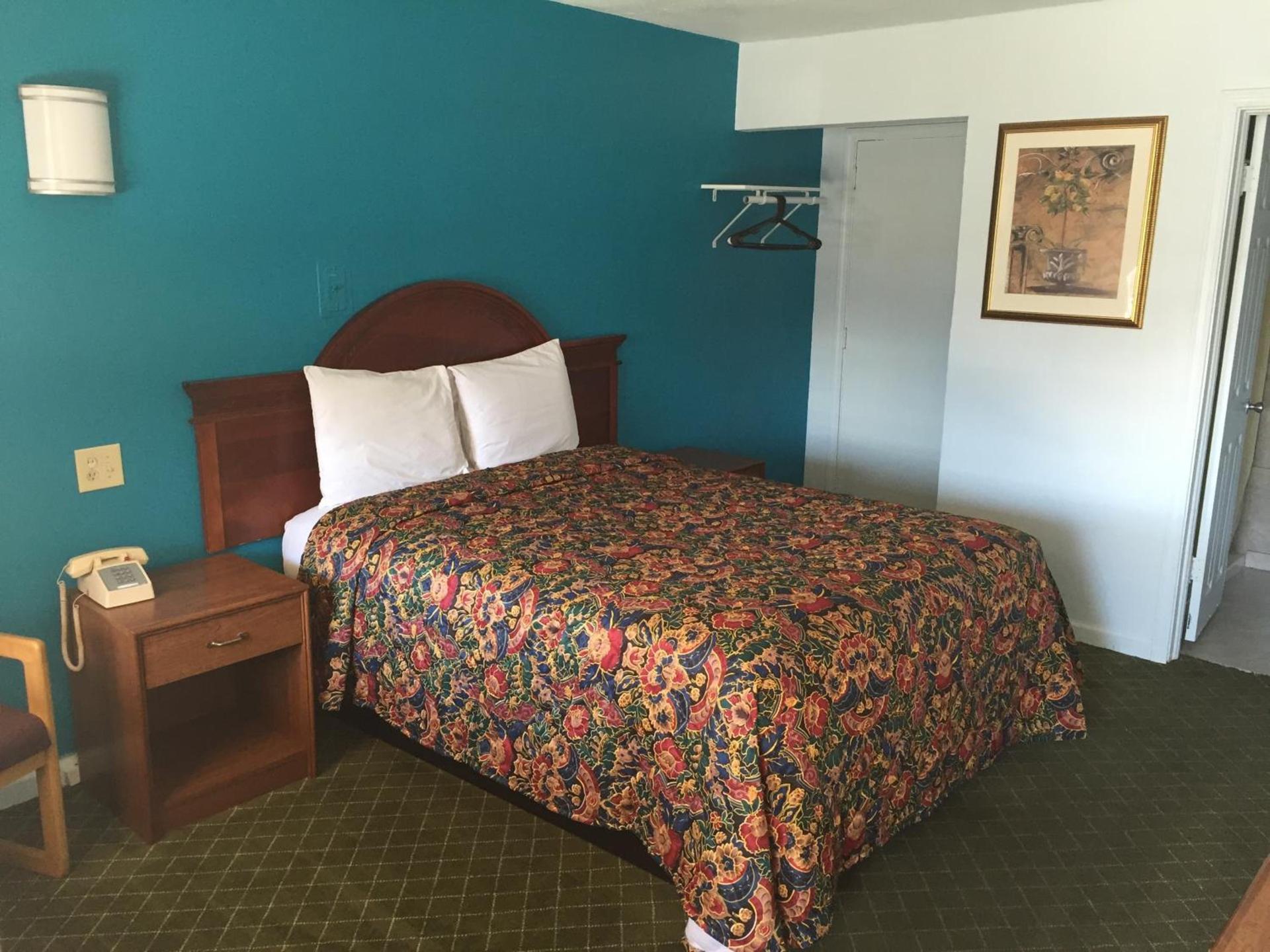 Mayo Inn photo 27