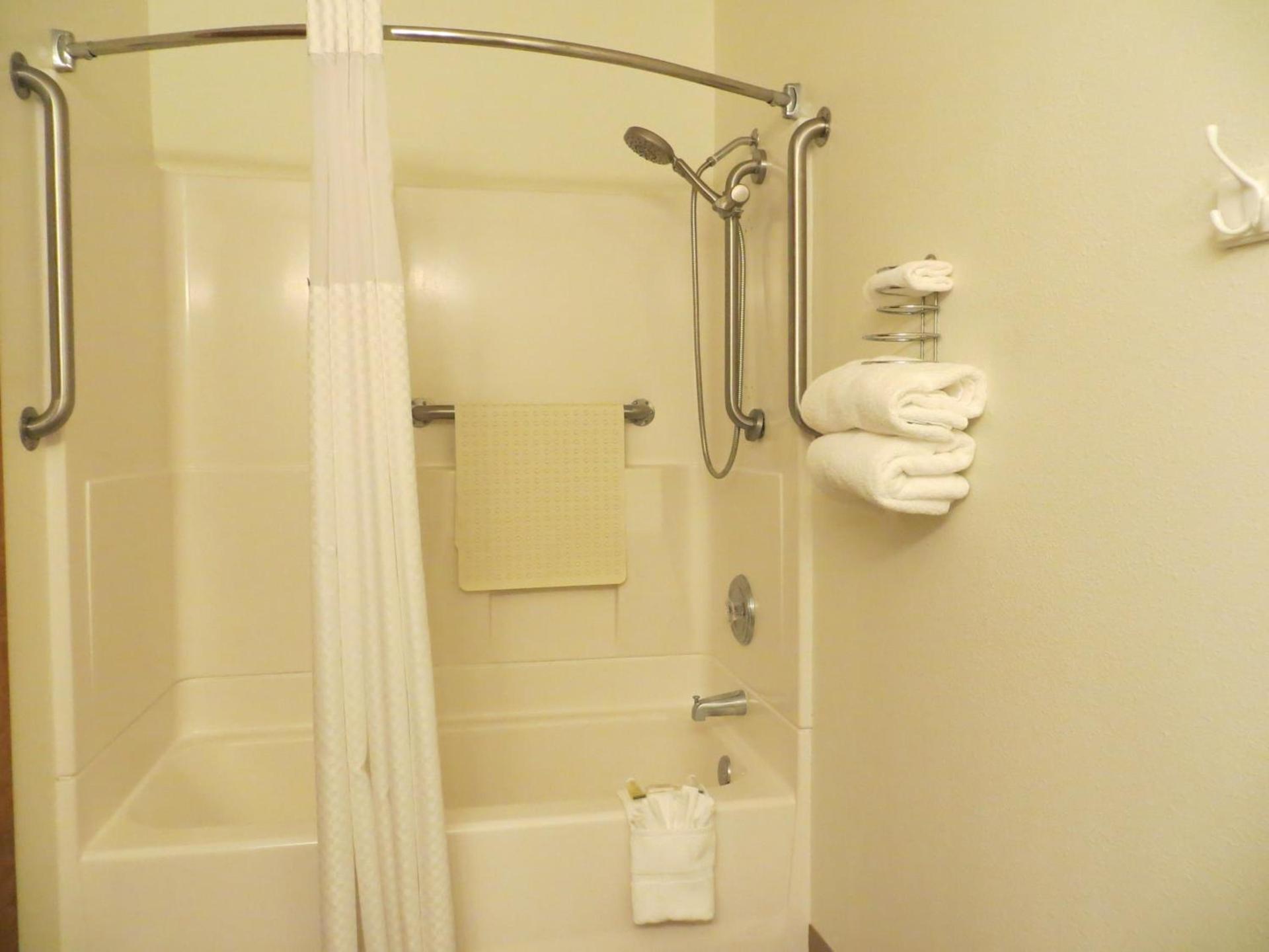 Days Inn by Wyndham Alamosa photo 78