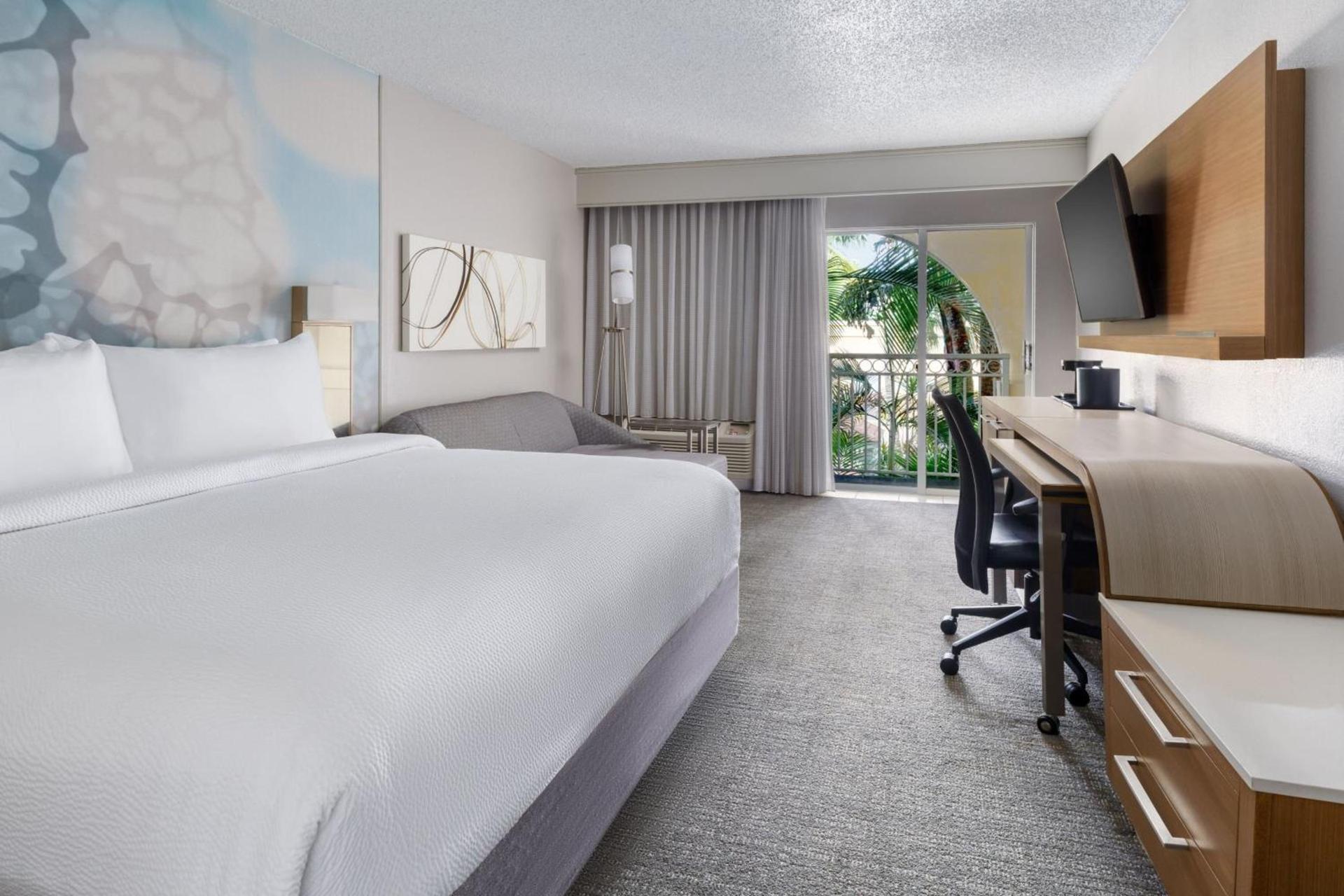 Courtyard by Marriott Fort Lauderdale North/Cypress Creek photo 6