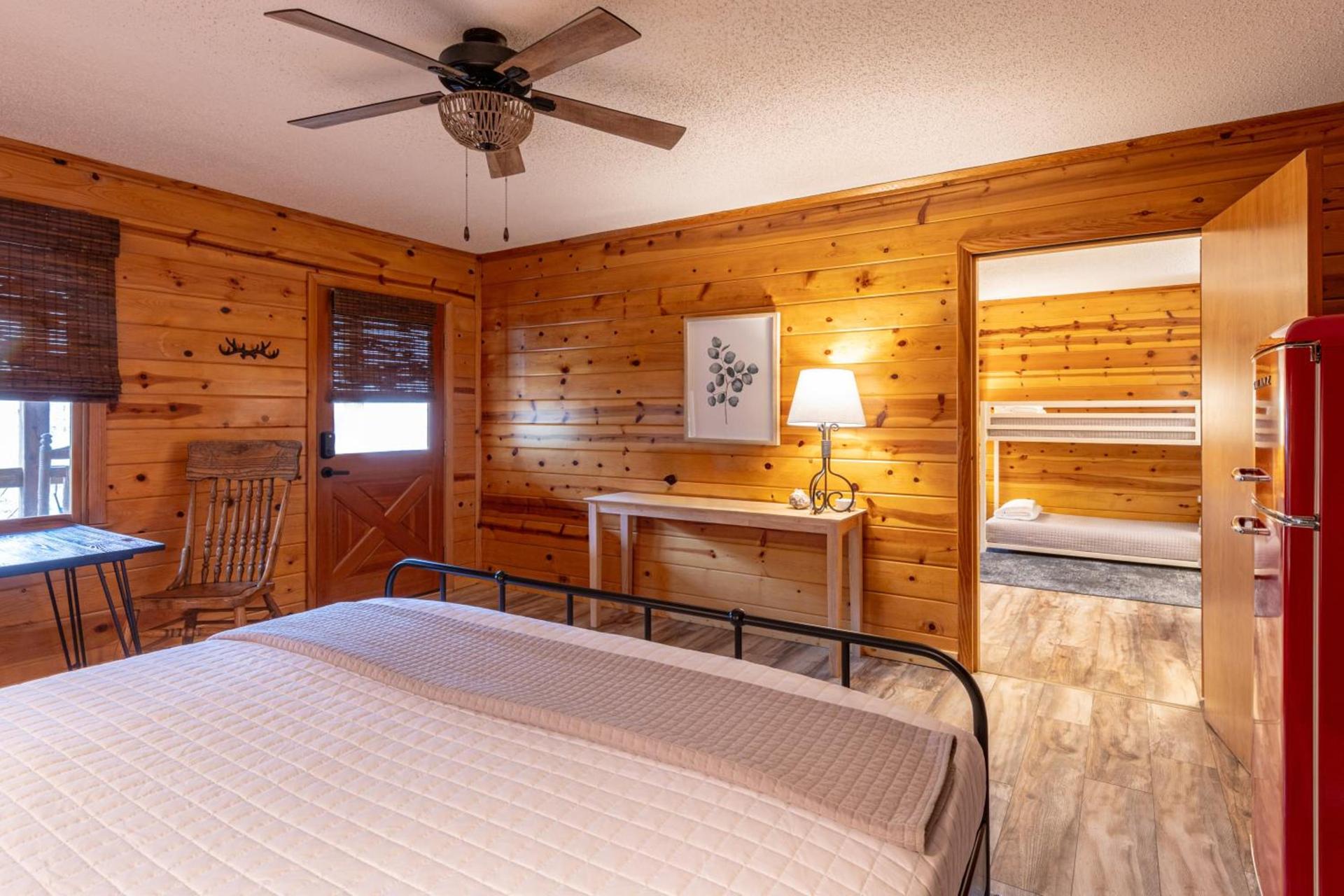 Mount Mitchell Eco Retreat photo 55
