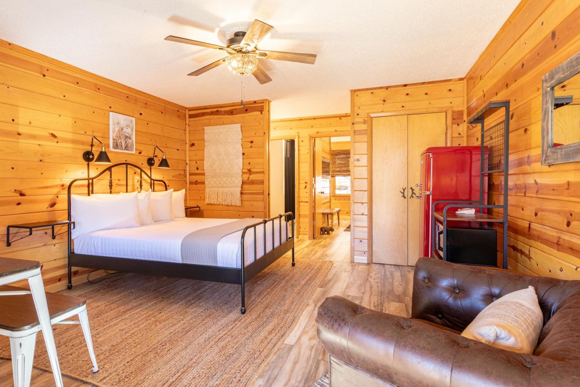 Mount Mitchell Eco Retreat photo 62