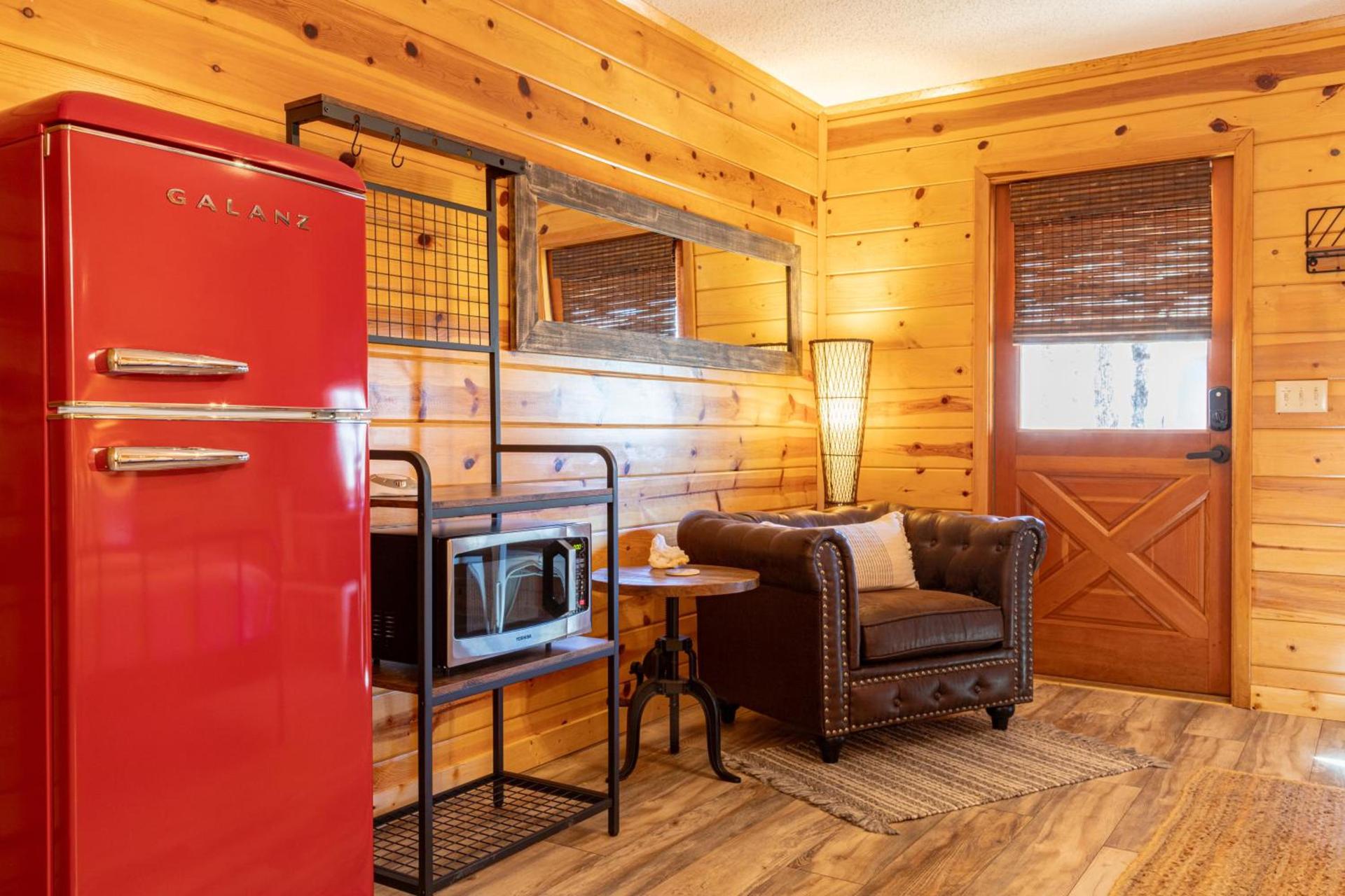 Mount Mitchell Eco Retreat photo 63