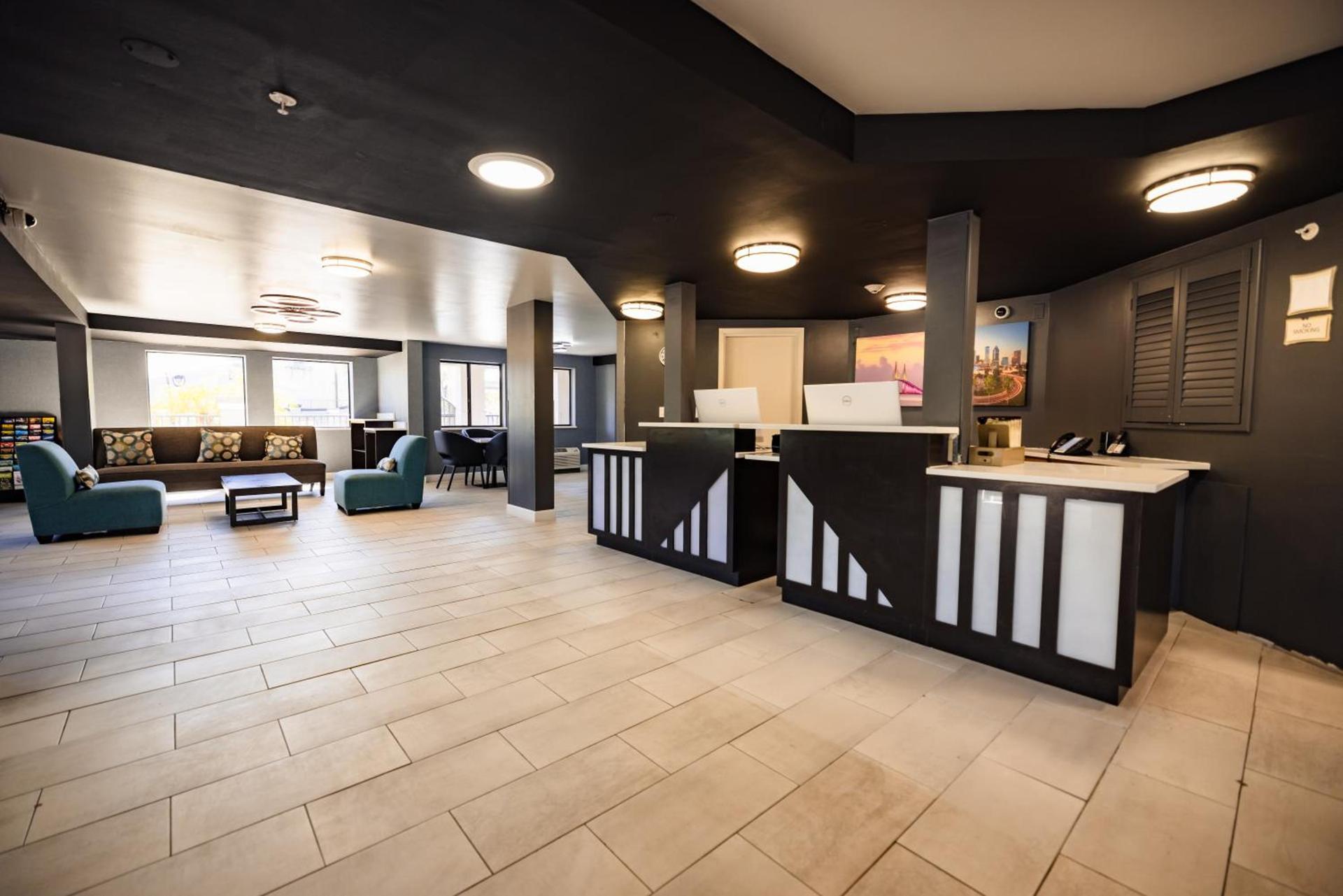 La Quinta Inn by Wyndham Tampa Near Busch Gardens photo 35