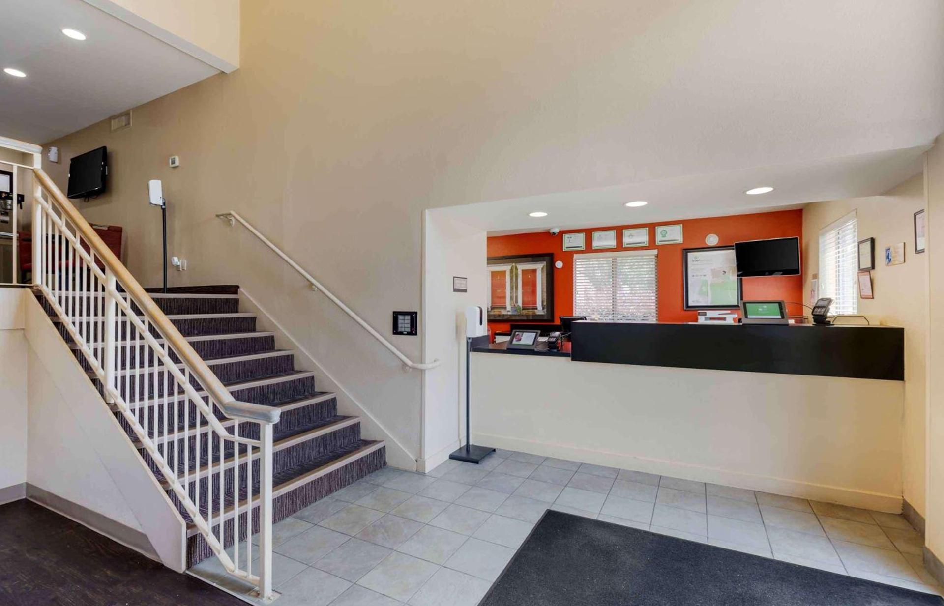 Studio 6 Suites Greenville, SC - Haywood Mall photo 4