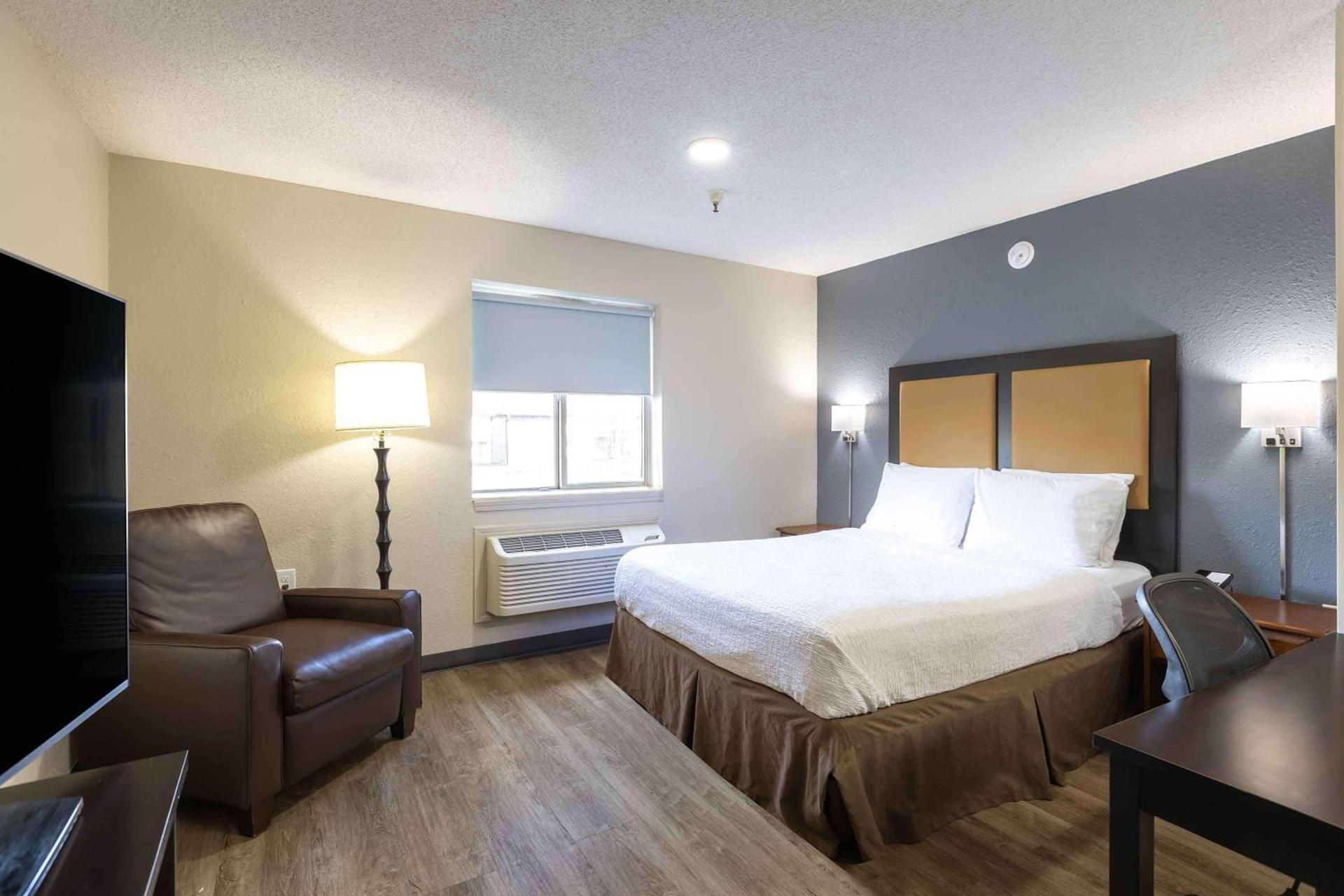Extended Stay America Suites - Columbia - Greystone photo 9