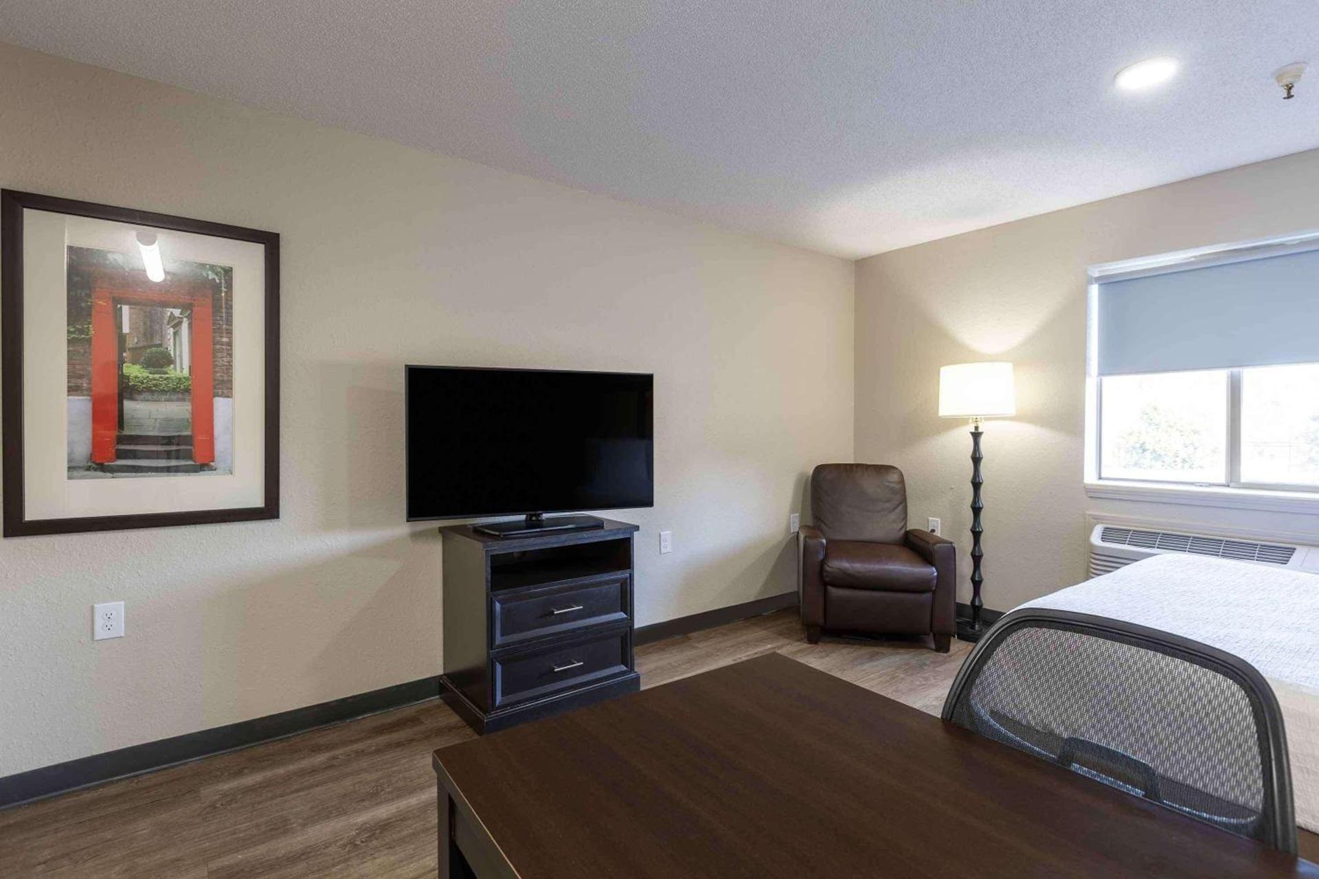 Extended Stay America Suites - Columbia - Greystone photo 12