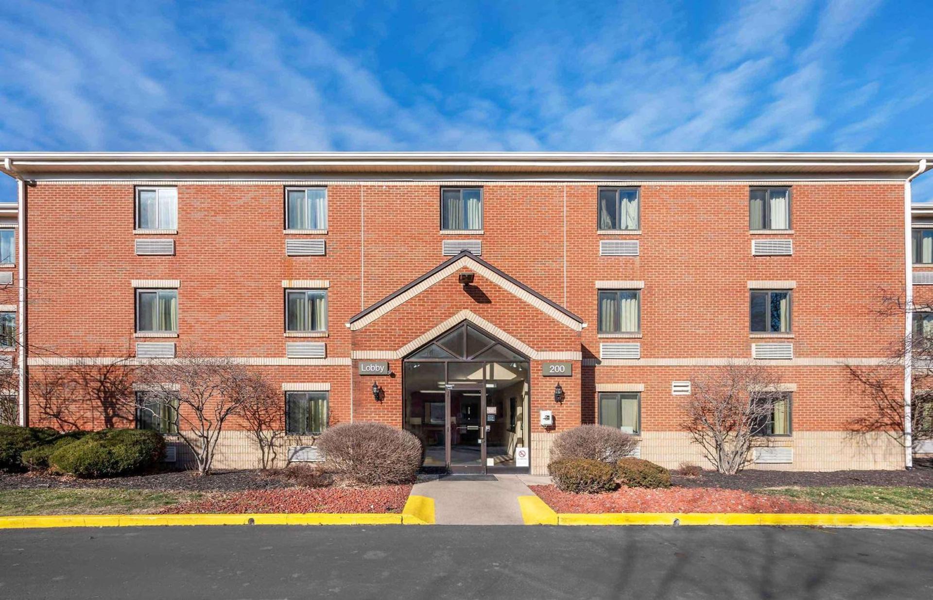 Studio 6 Extended Stay Florence KY - Meijer Dr Cincinnati photo 1