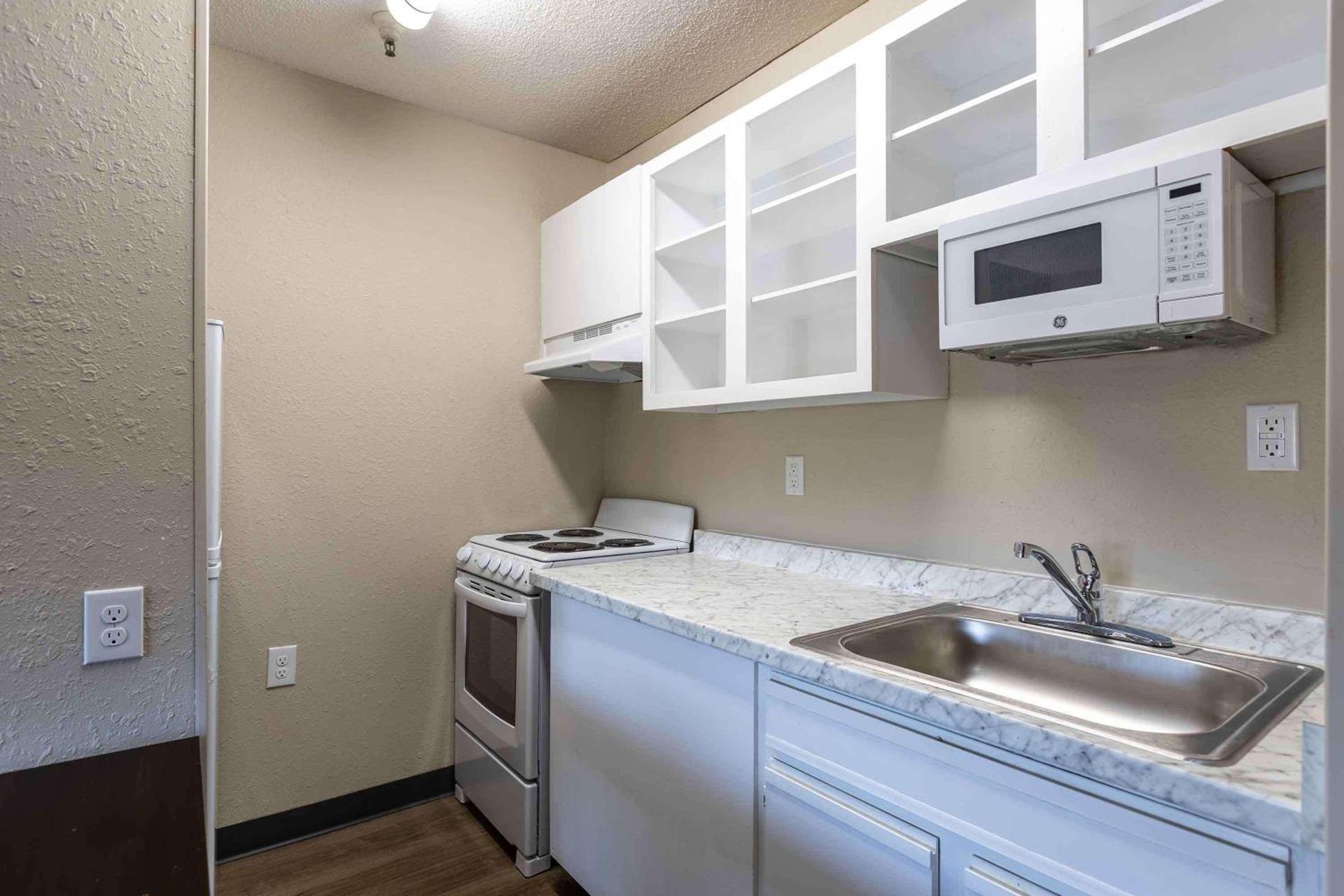 Extended Stay America Suites - Columbia - Greystone photo 25
