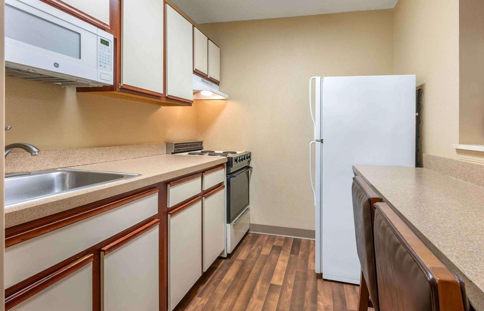Studio 6 Extended Stay Florence KY - Meijer Dr Cincinnati photo 6