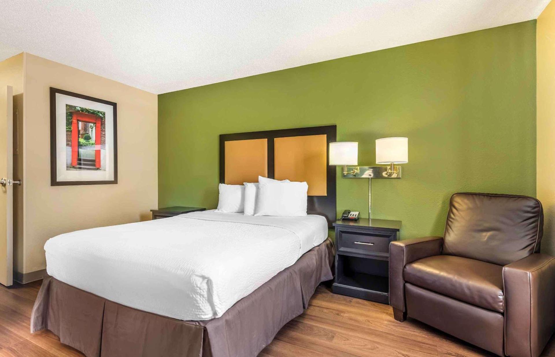 Extended Stay America Suites - Minneapolis - Maple Grove photo 7