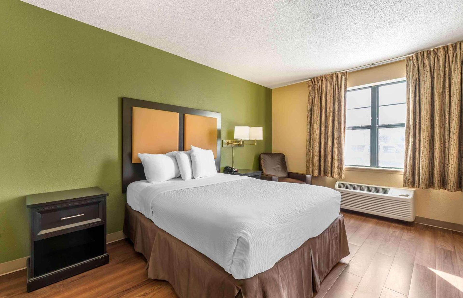 Extended Stay America Suites - Minneapolis - Maple Grove photo 8