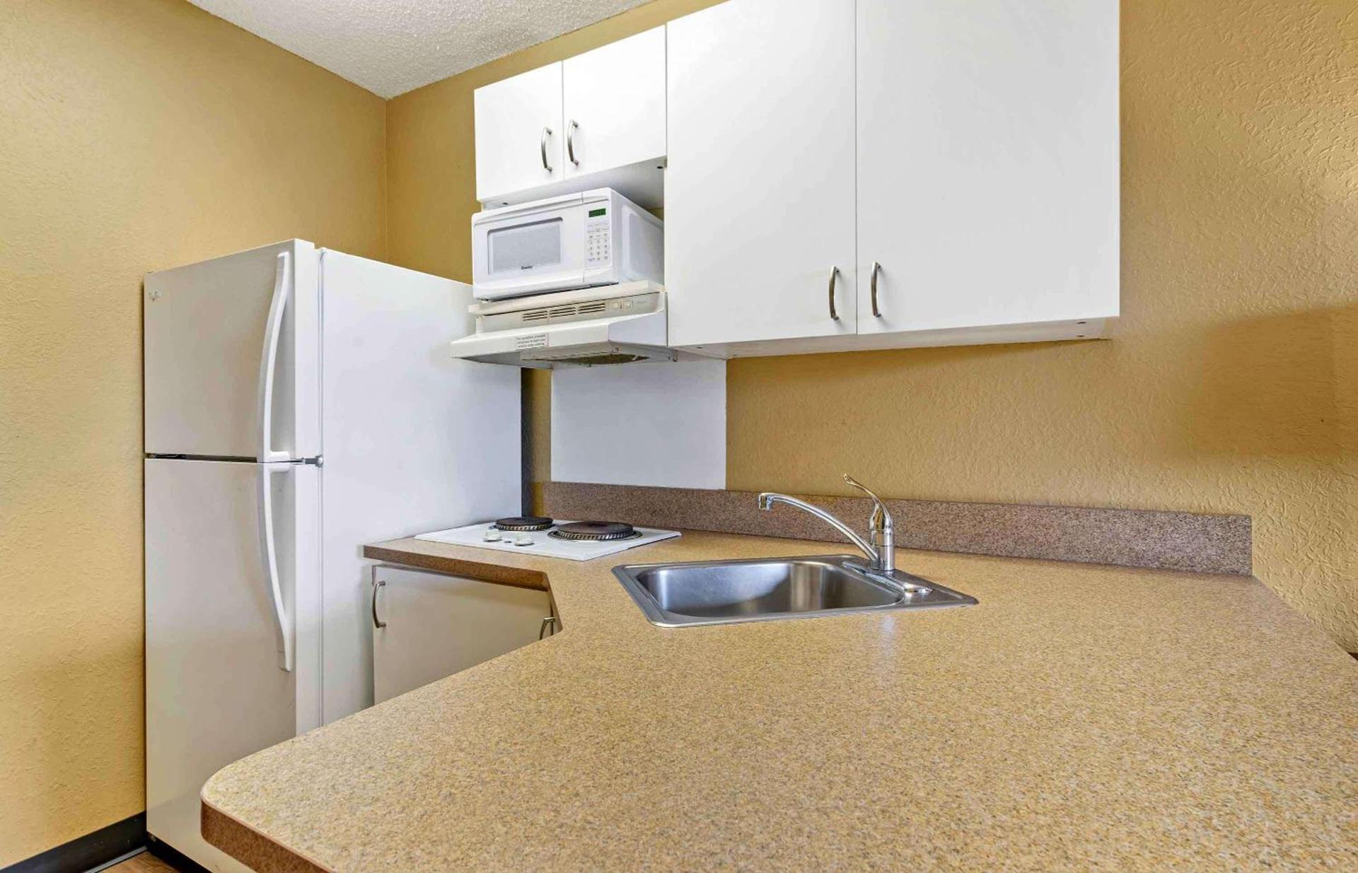 Extended Stay America Select Suites - Tampa - North - USF - Attractions photo 9