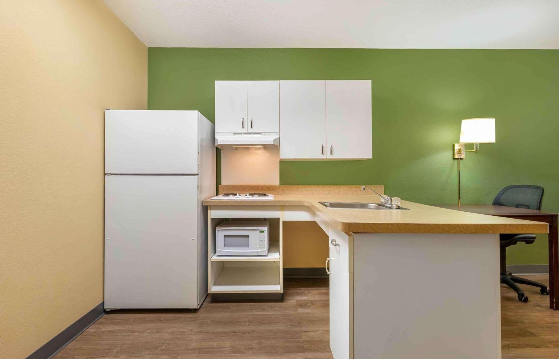 Extended Stay America Suites - Minneapolis - Maple Grove photo 28