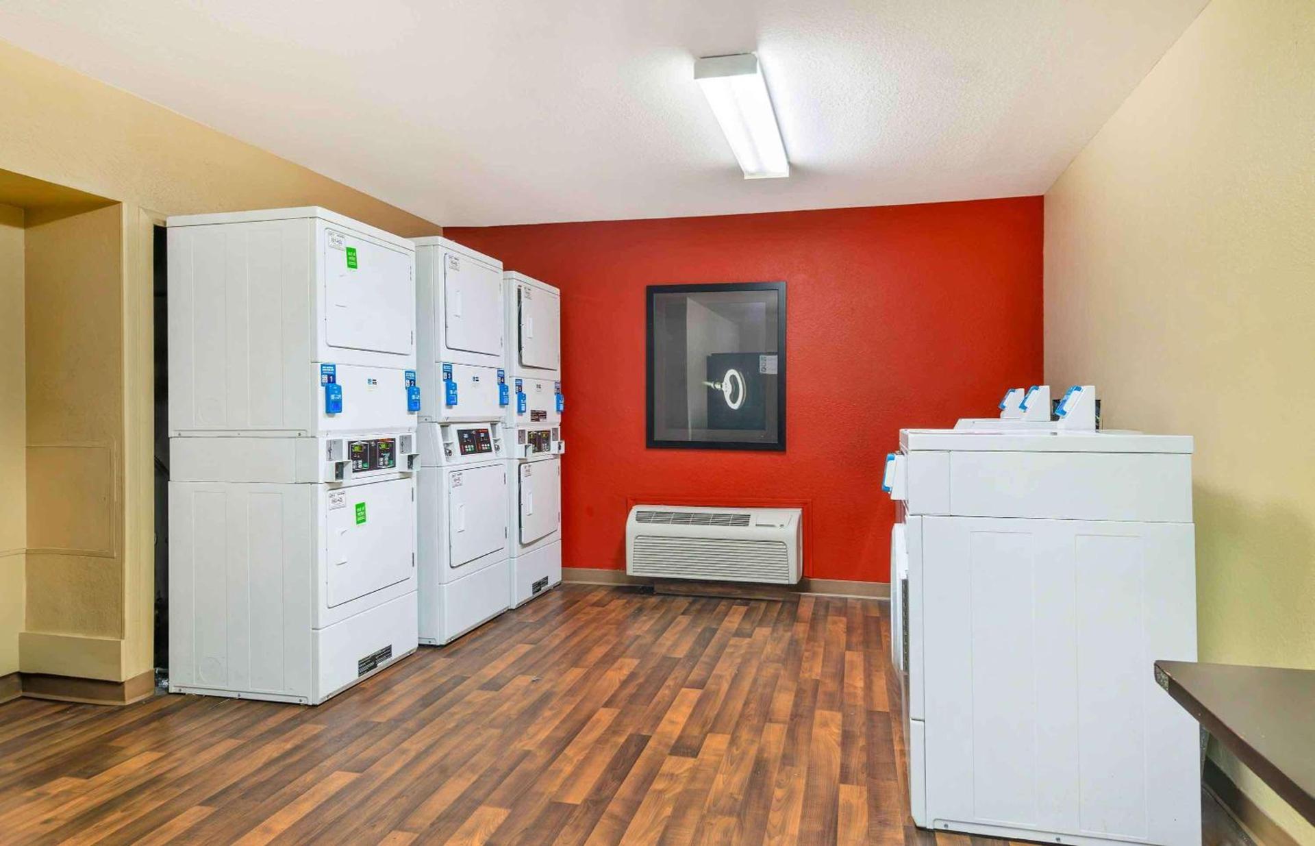 Extended Stay America Select Suites - Tampa - North - USF - Attractions photo 26