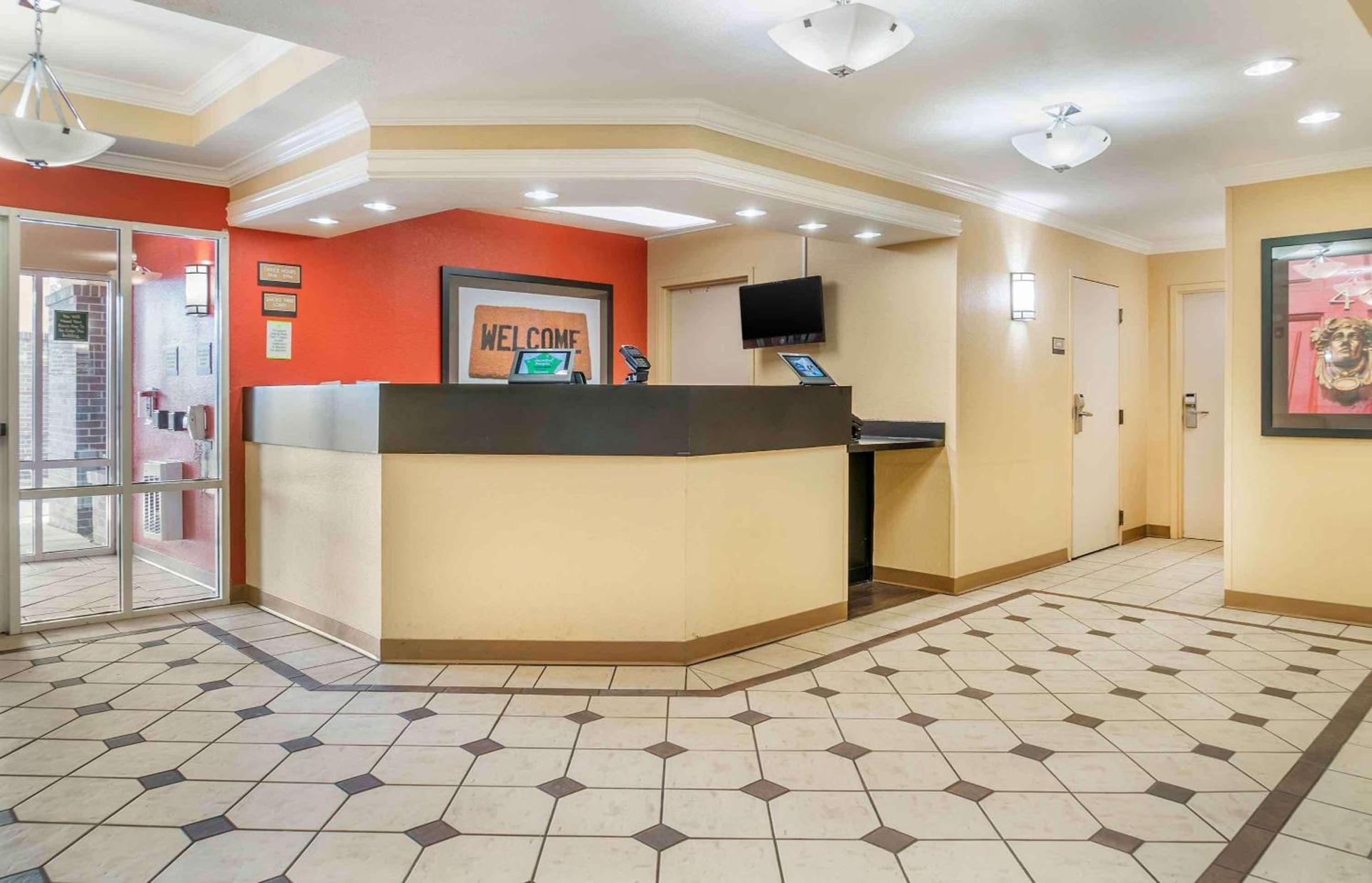 Extended Stay America Suites - Auburn Hills - University Drive photo 3