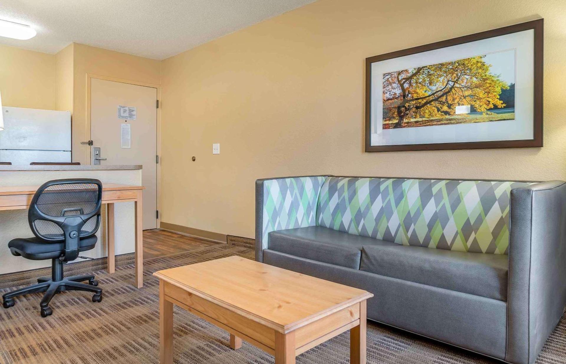 Extended Stay America Suites - Auburn Hills - University Drive photo 24