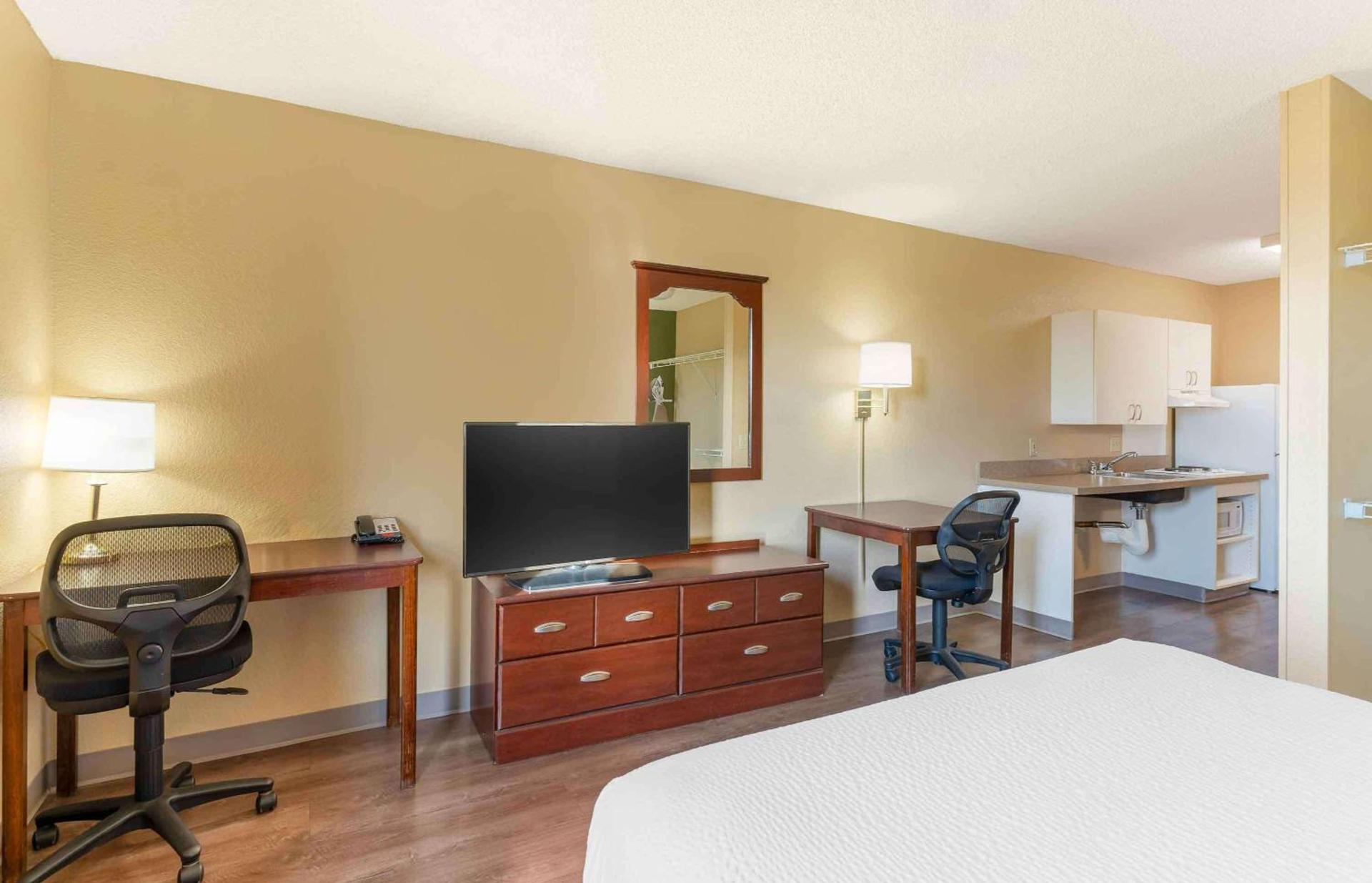 Extended Stay America Suites - Dublin - Hacienda Dr photo 10