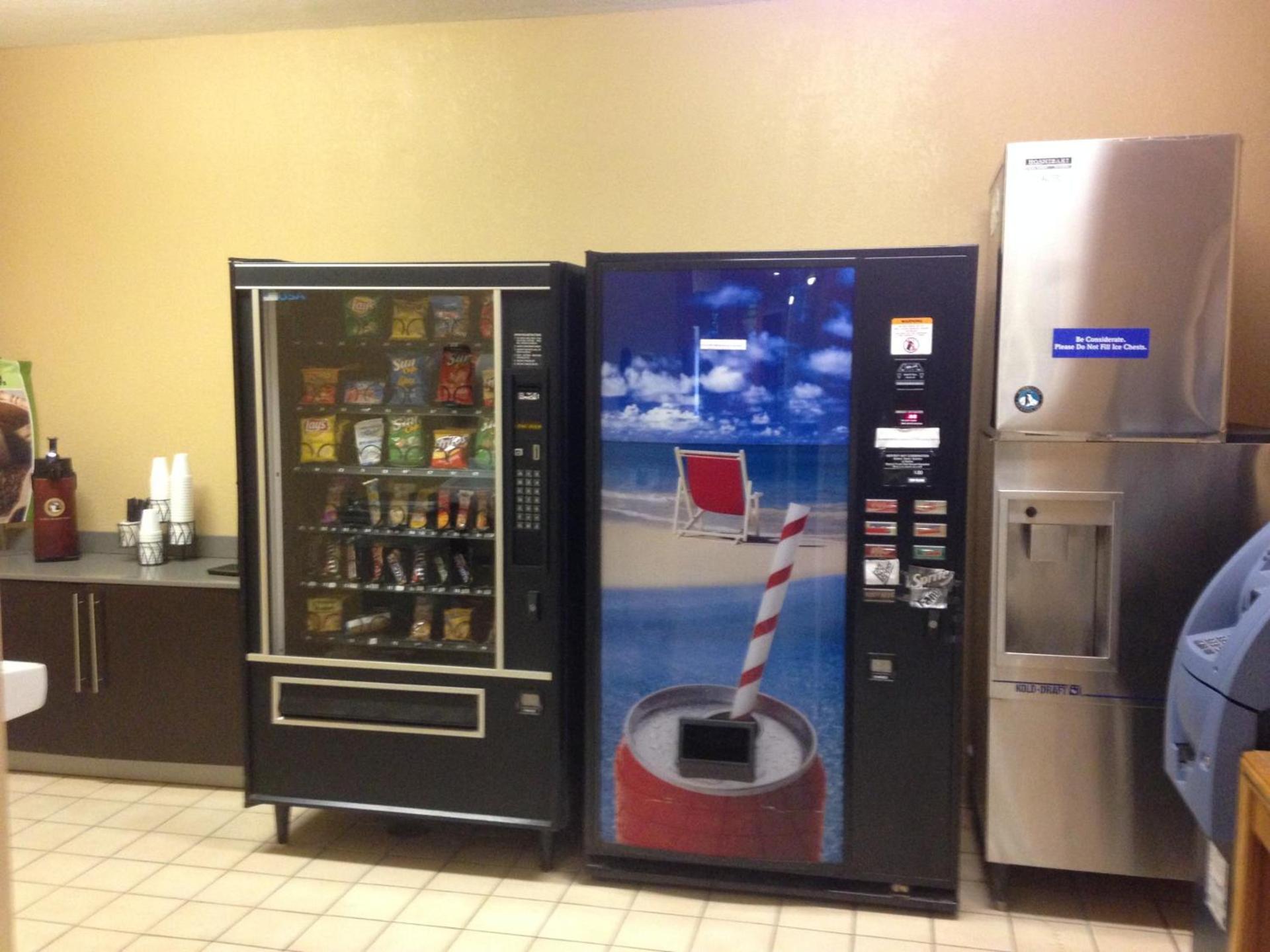 Motel 6-Olathe, KS photo 31