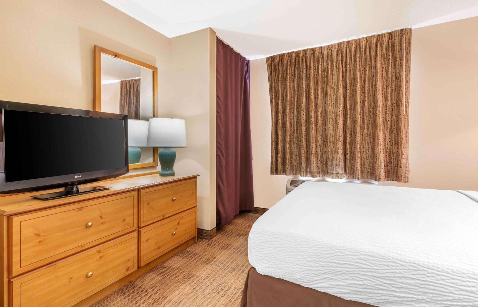 Hawthorn Extended Stay by Wyndham DFW Airport North photo 19
