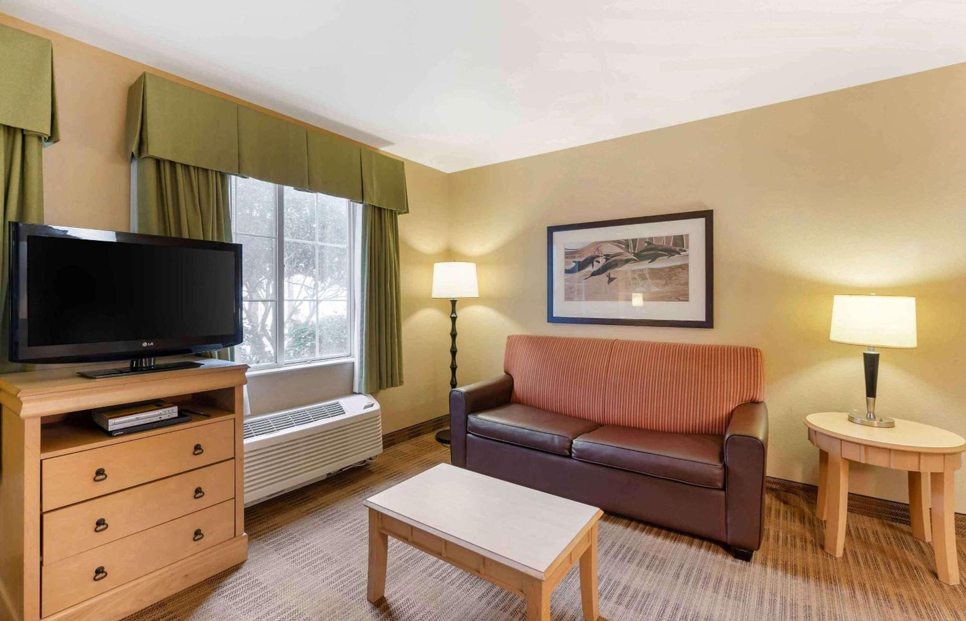 Extended Stay America Suites - Orlando - Lake Buena Vista photo 15
