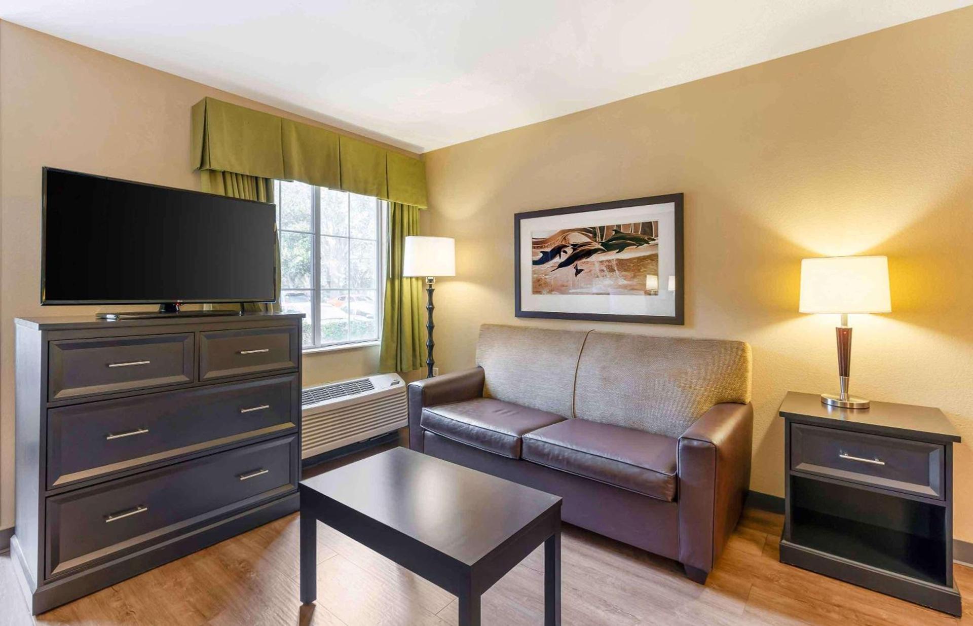 Extended Stay America Suites - Orlando - Lake Buena Vista photo 19