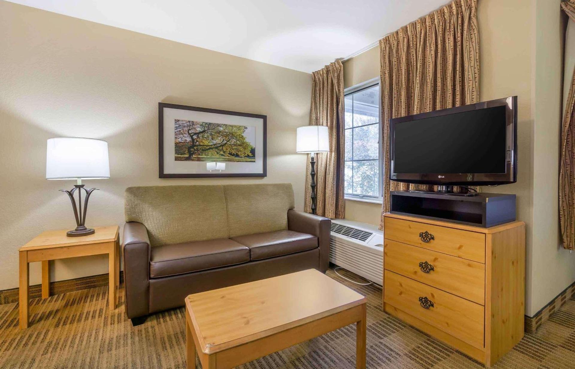 Extended Stay America Suites - Orlando - Lake Buena Vista photo 23