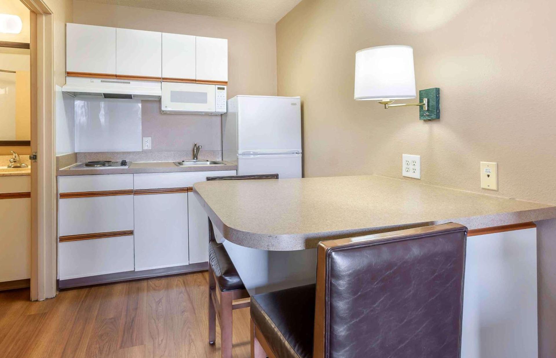 Extended Stay America Select Suites - Phoenix - Mesa - West photo 12
